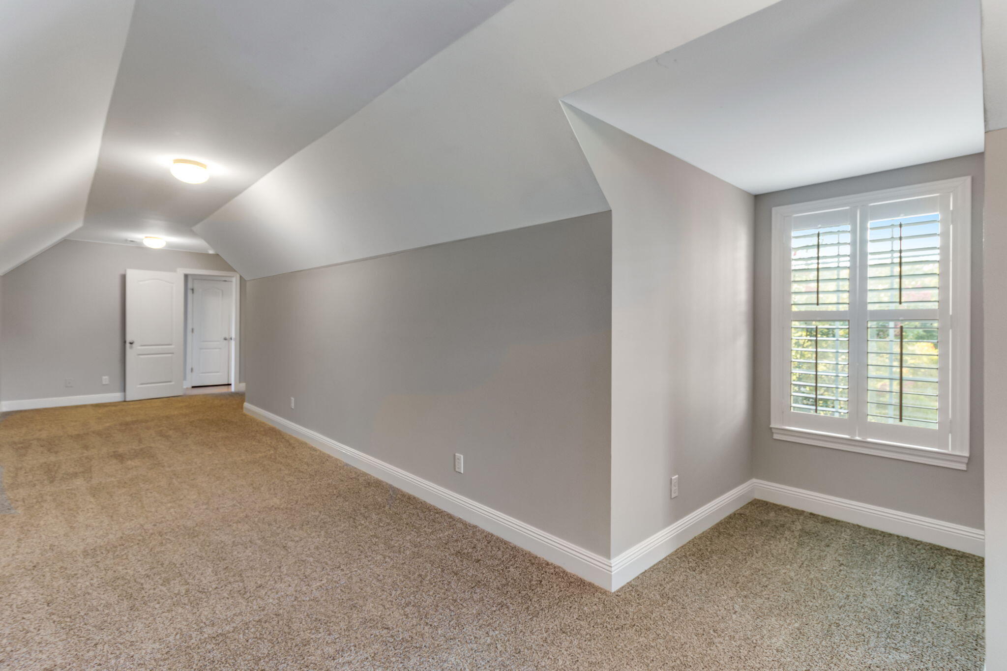 EMERALD BAY PH 1A - Residential Lease