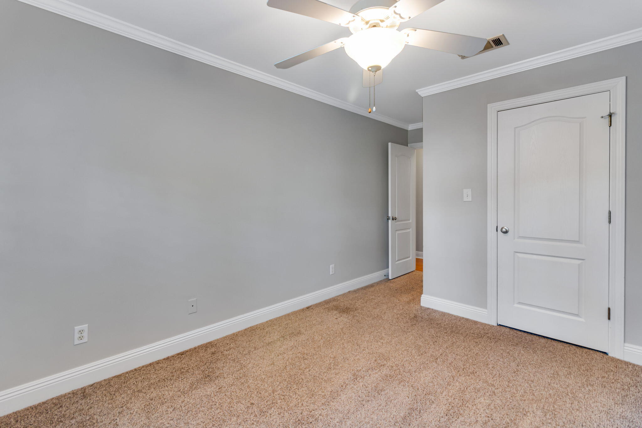 EMERALD BAY PH 1A - Residential Lease