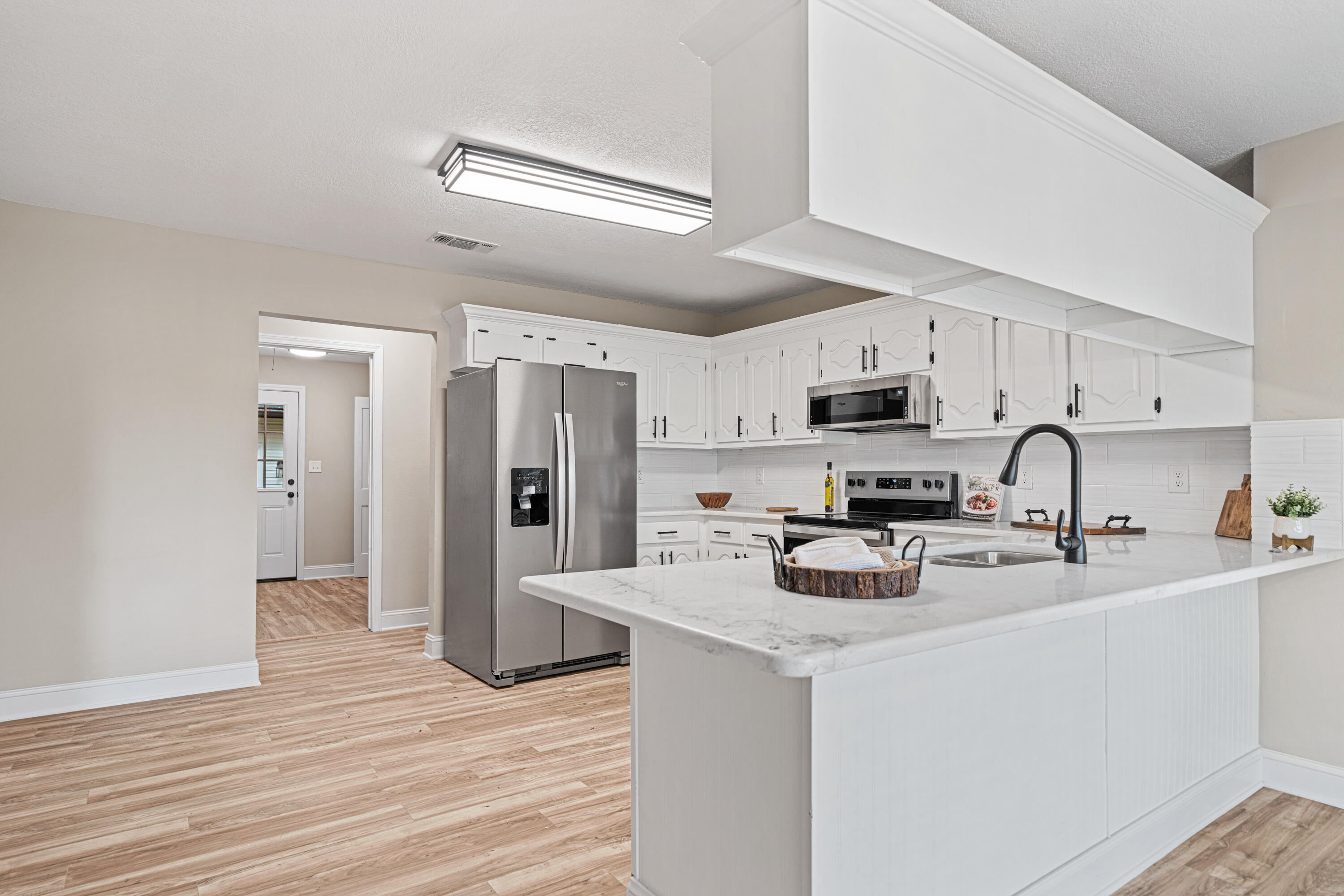 CREEKSIDE ESTATES - Residential