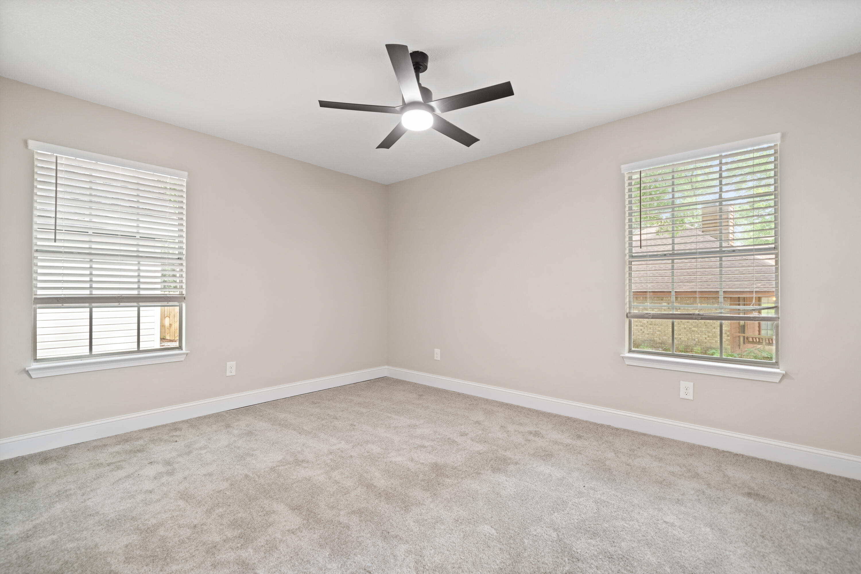 CREEKSIDE ESTATES - Residential