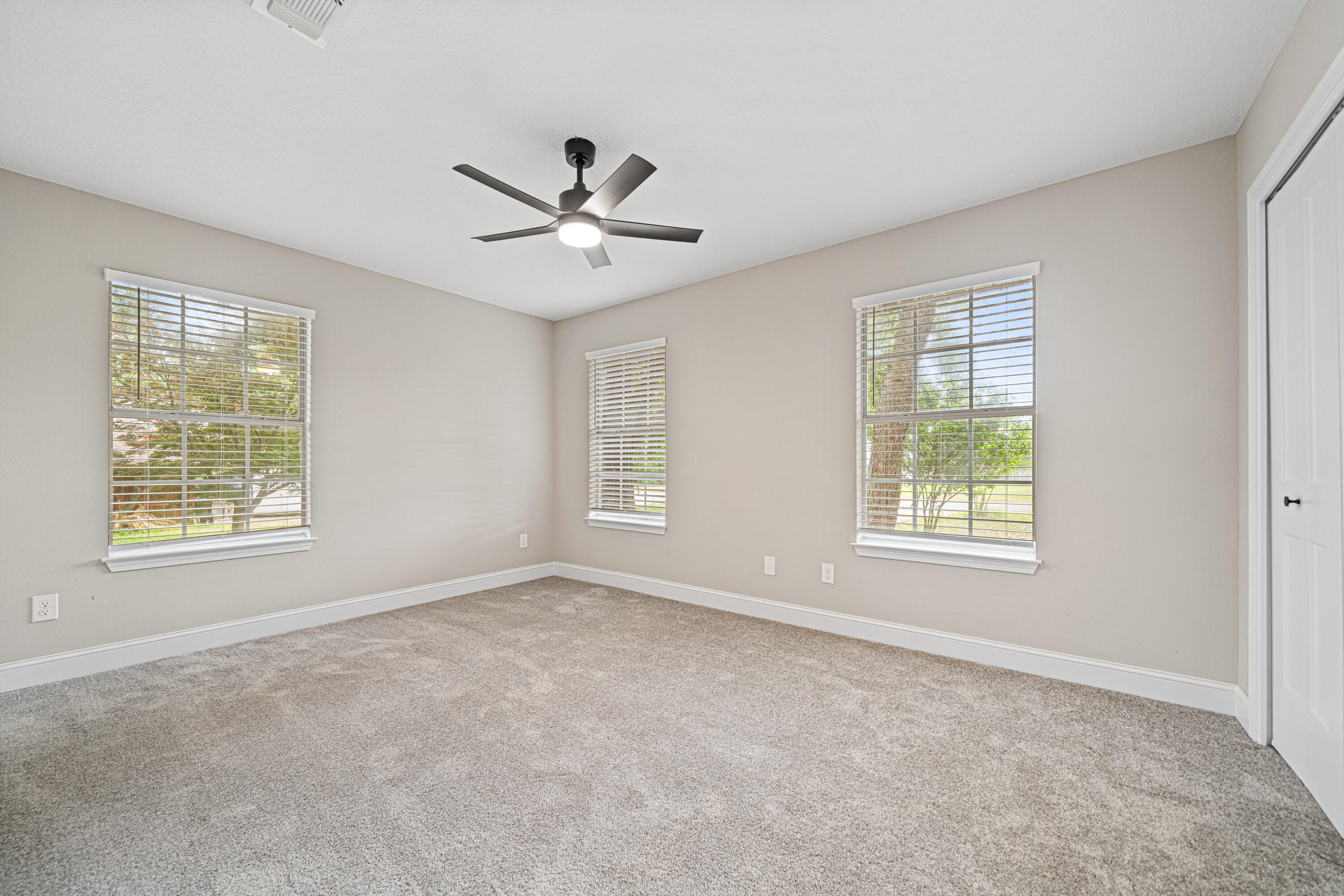 CREEKSIDE ESTATES - Residential