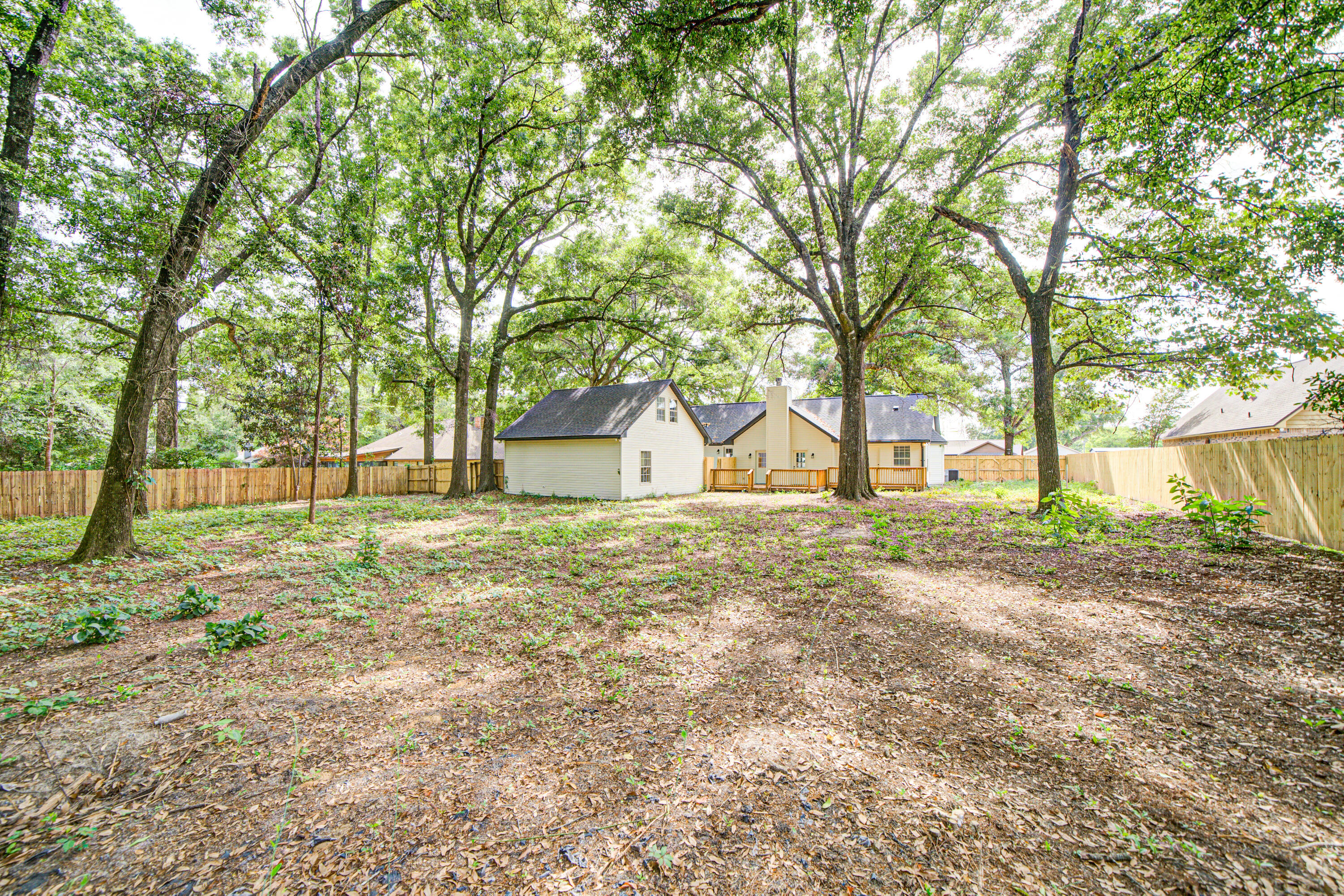 CREEKSIDE ESTATES - Residential