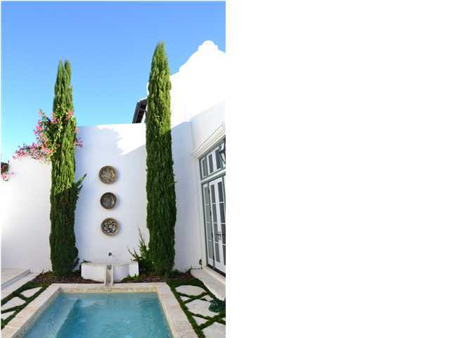 ALYS BEACH - Residential