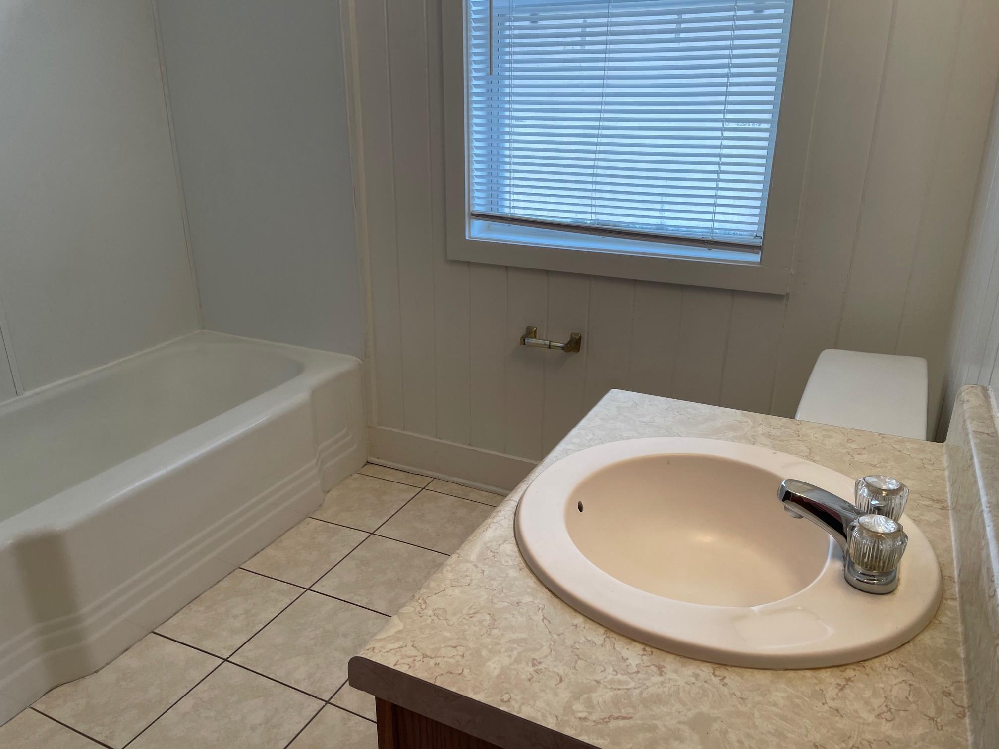 WYNNEHAVEN BEACH PATIO HOMES - Residential Lease