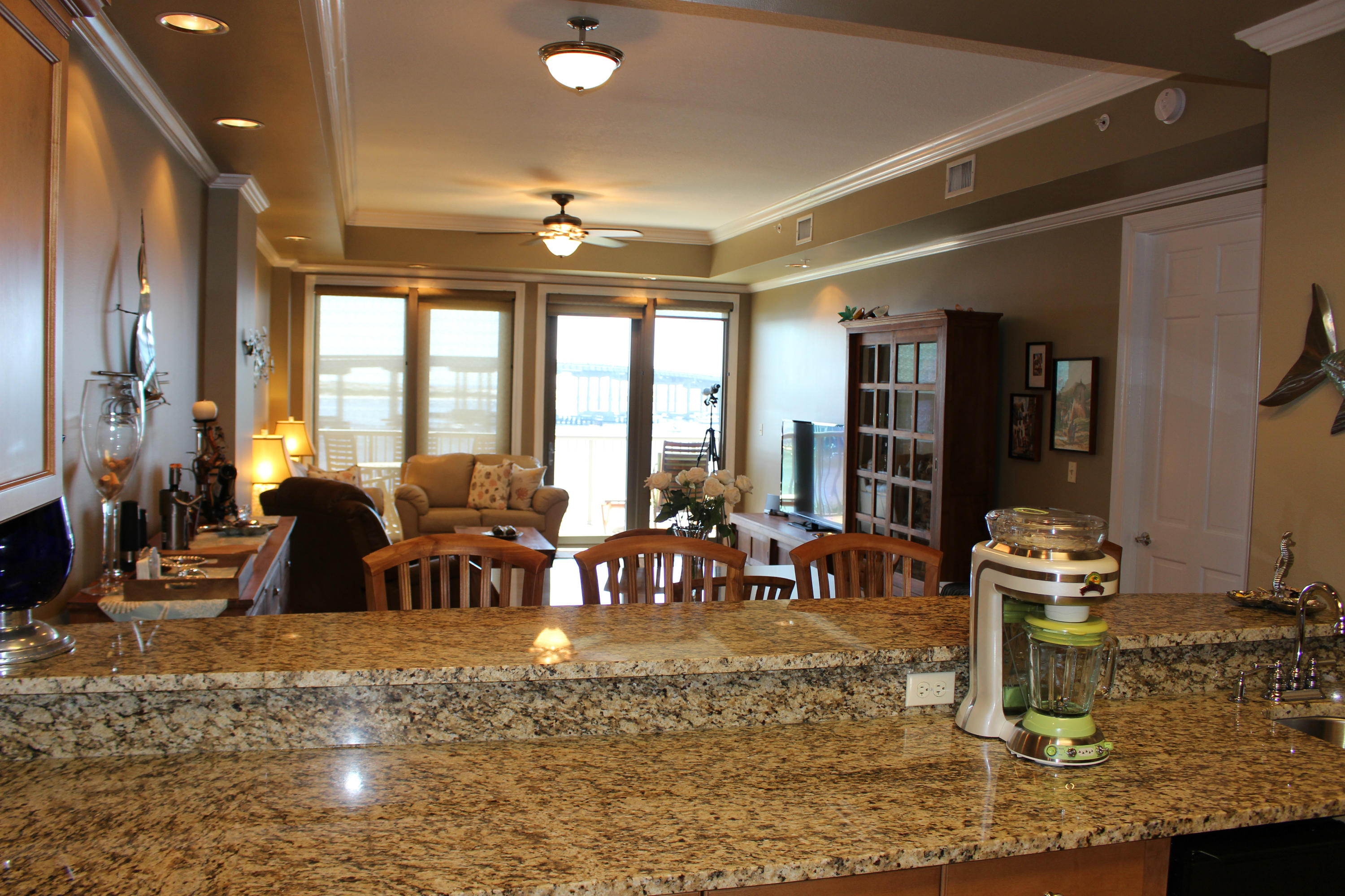 SIDES MORENO POINT WEST - Residential