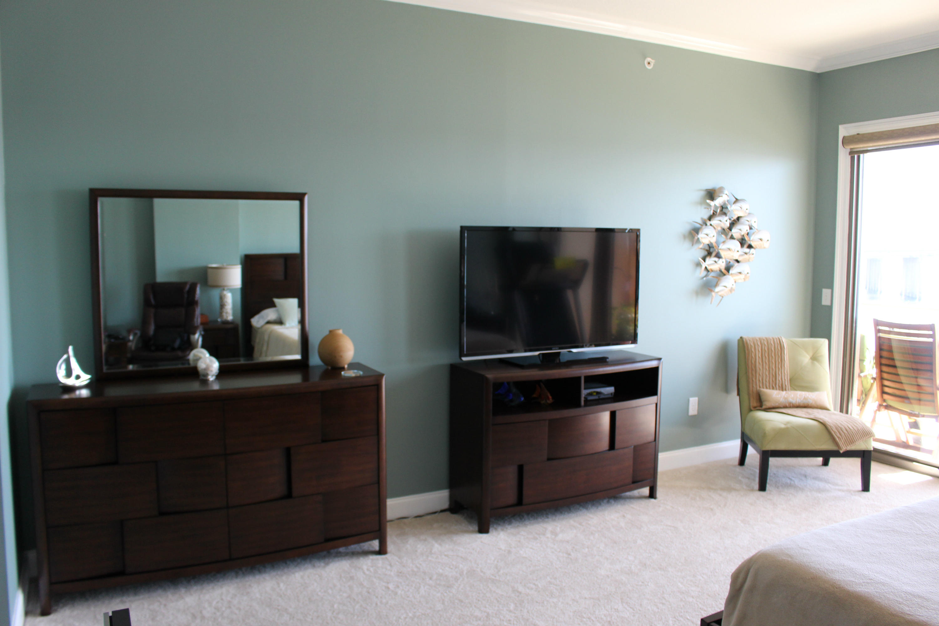 SIDES MORENO POINT WEST - Residential