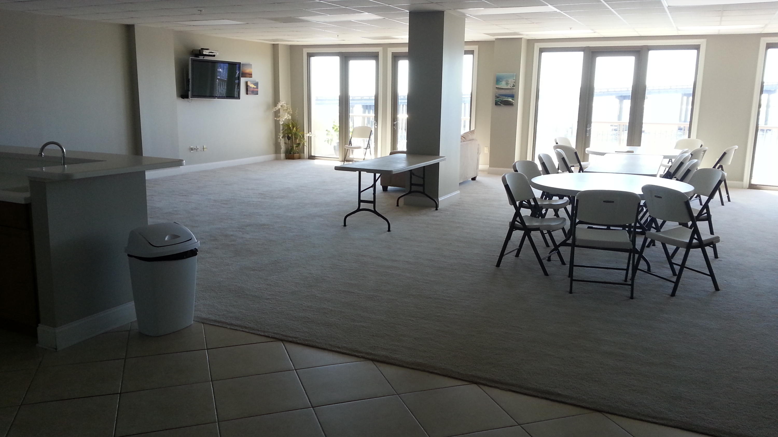 SIDES MORENO POINT WEST - Residential