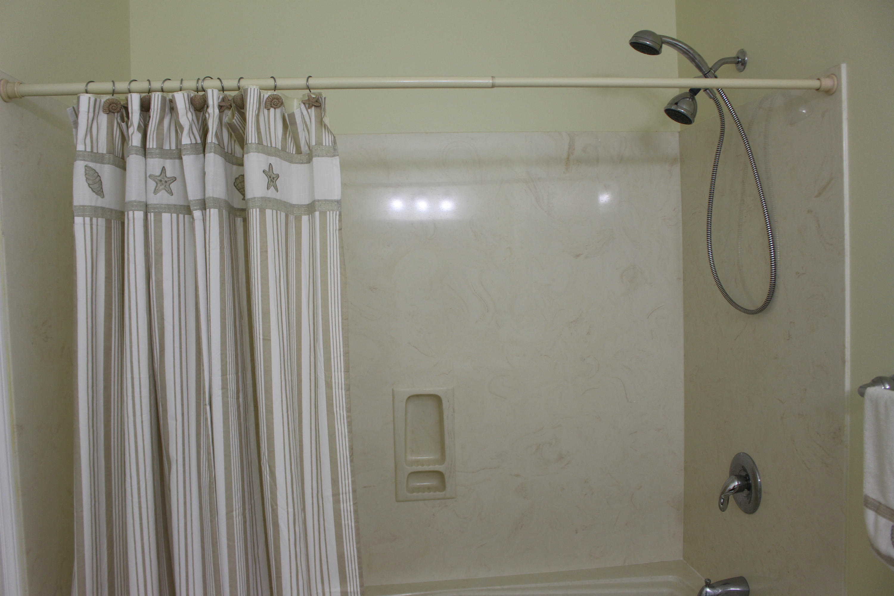 SIDES MORENO POINT WEST - Residential