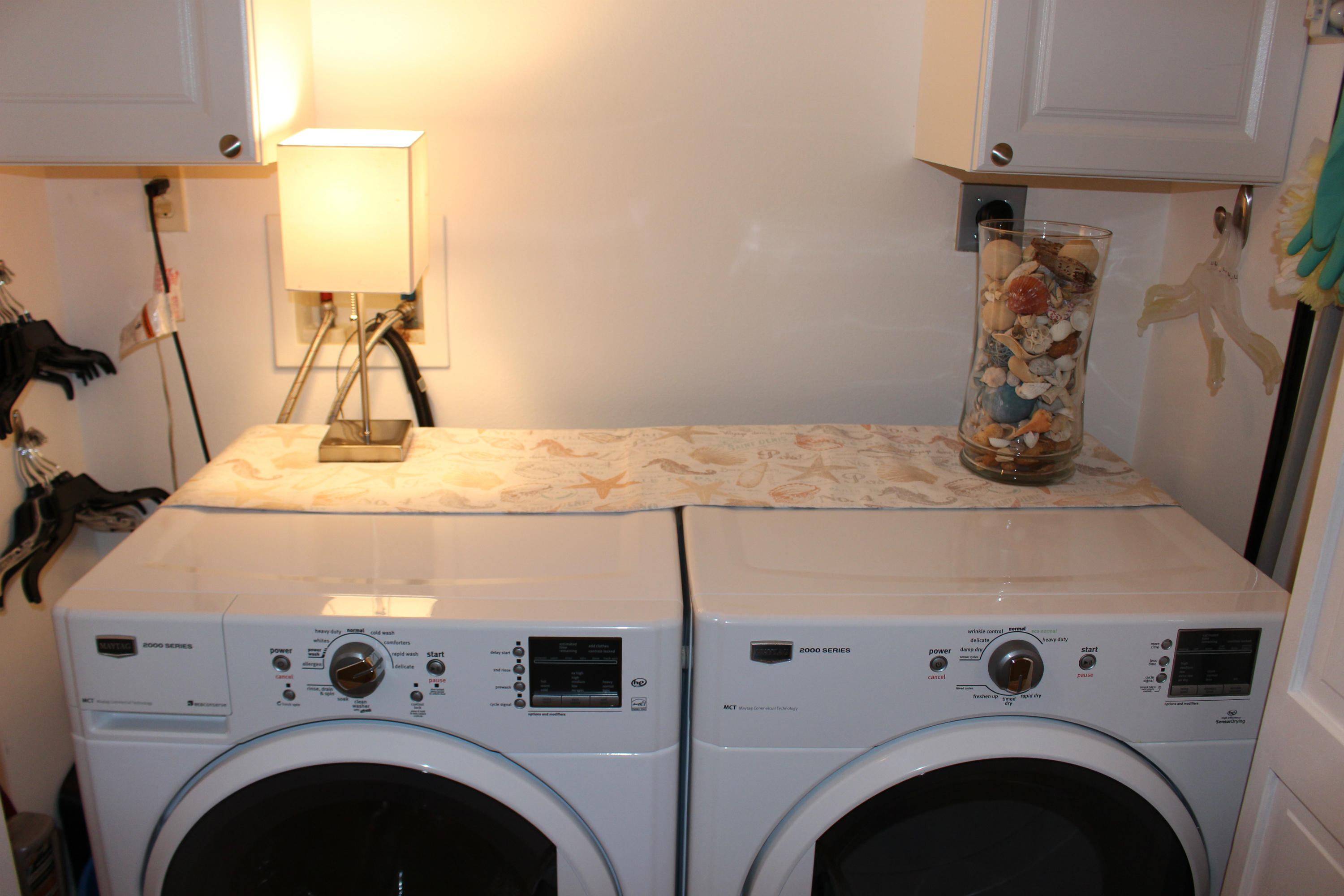 SIDES MORENO POINT WEST - Residential