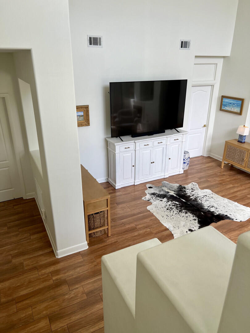 LEGEND CREEK AT SANDESTIN - Residential