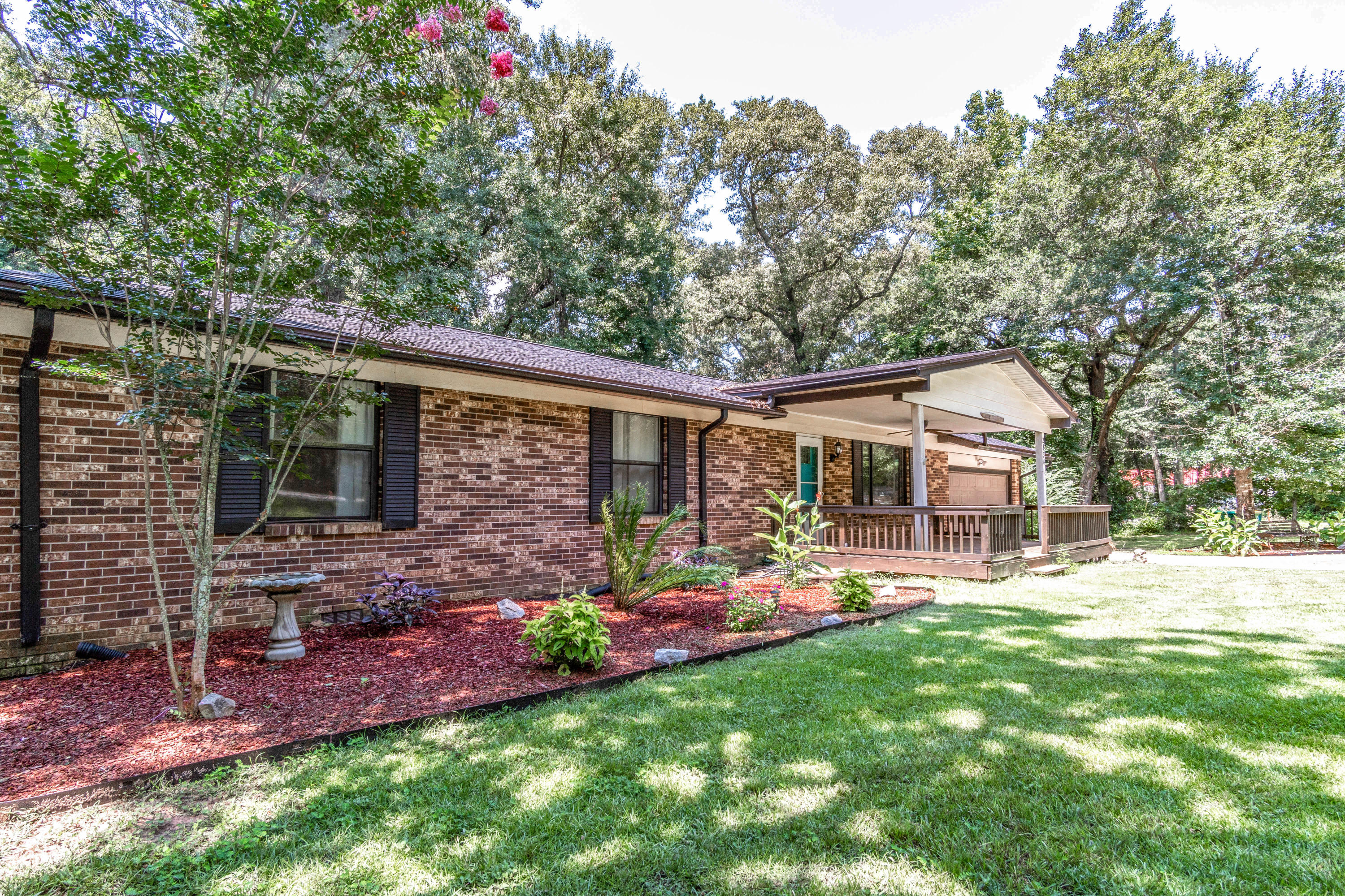 HOLLY HILLS - Residential