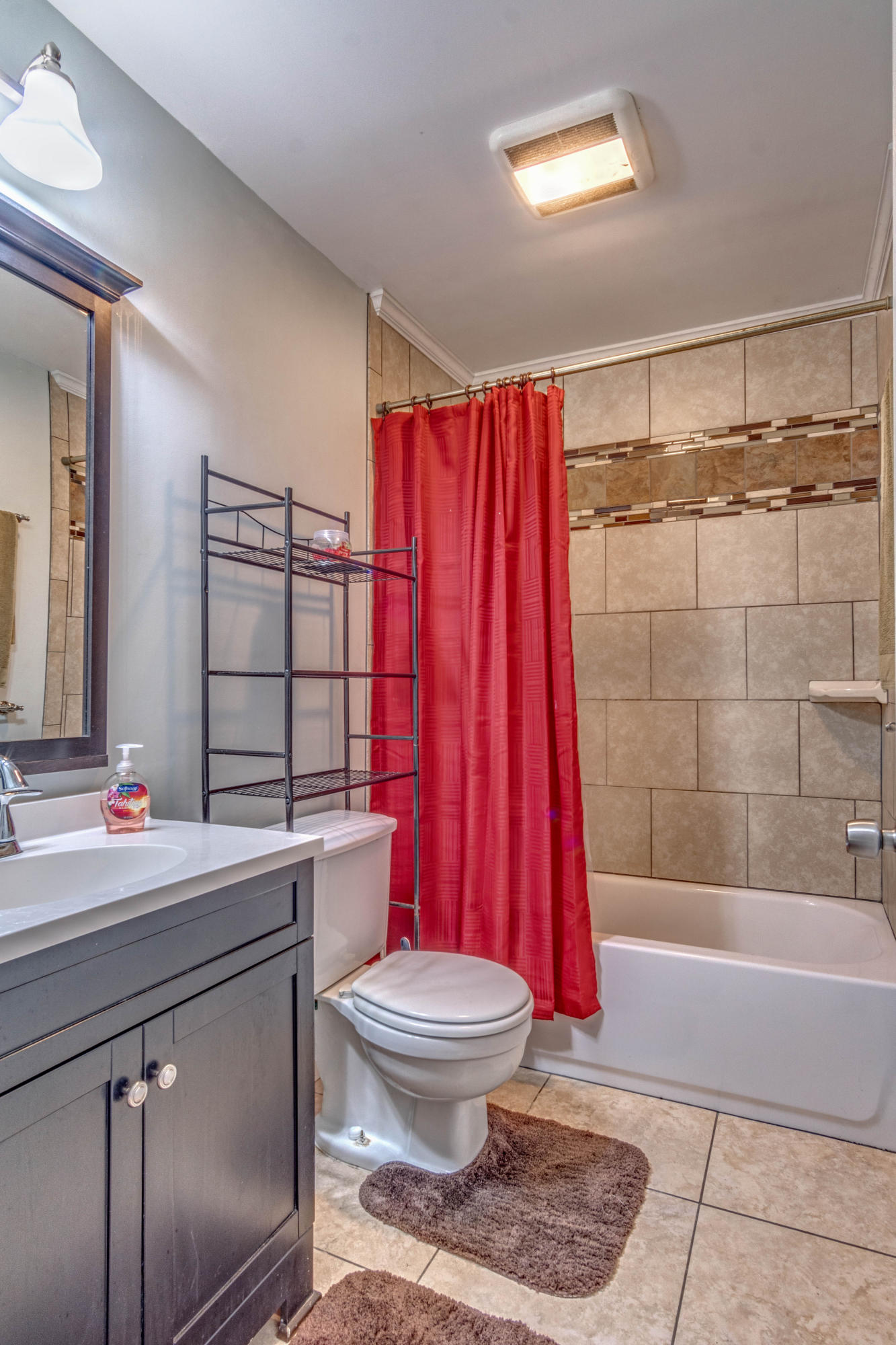 HOLLY HILLS - Residential