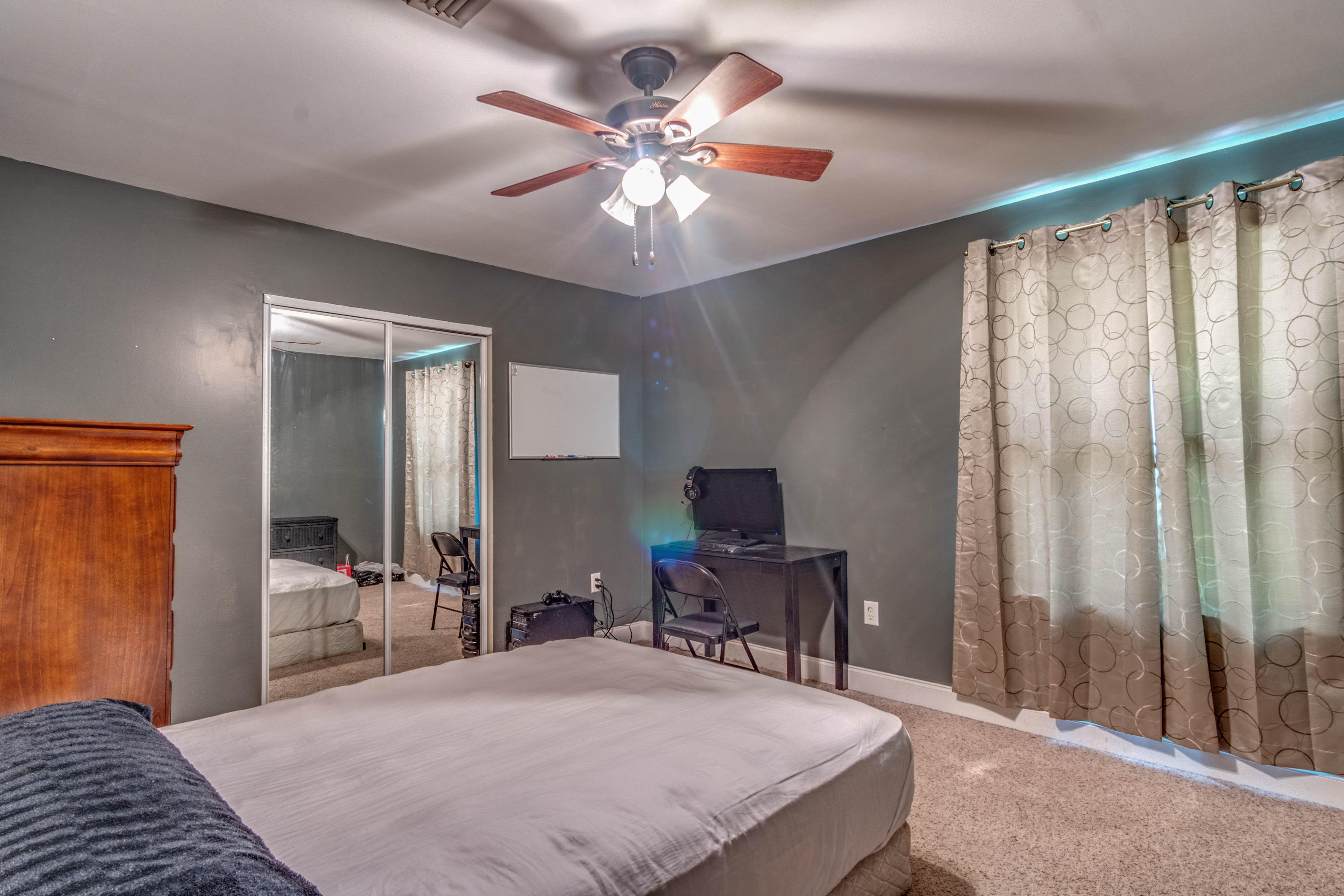 HOLLY HILLS - Residential