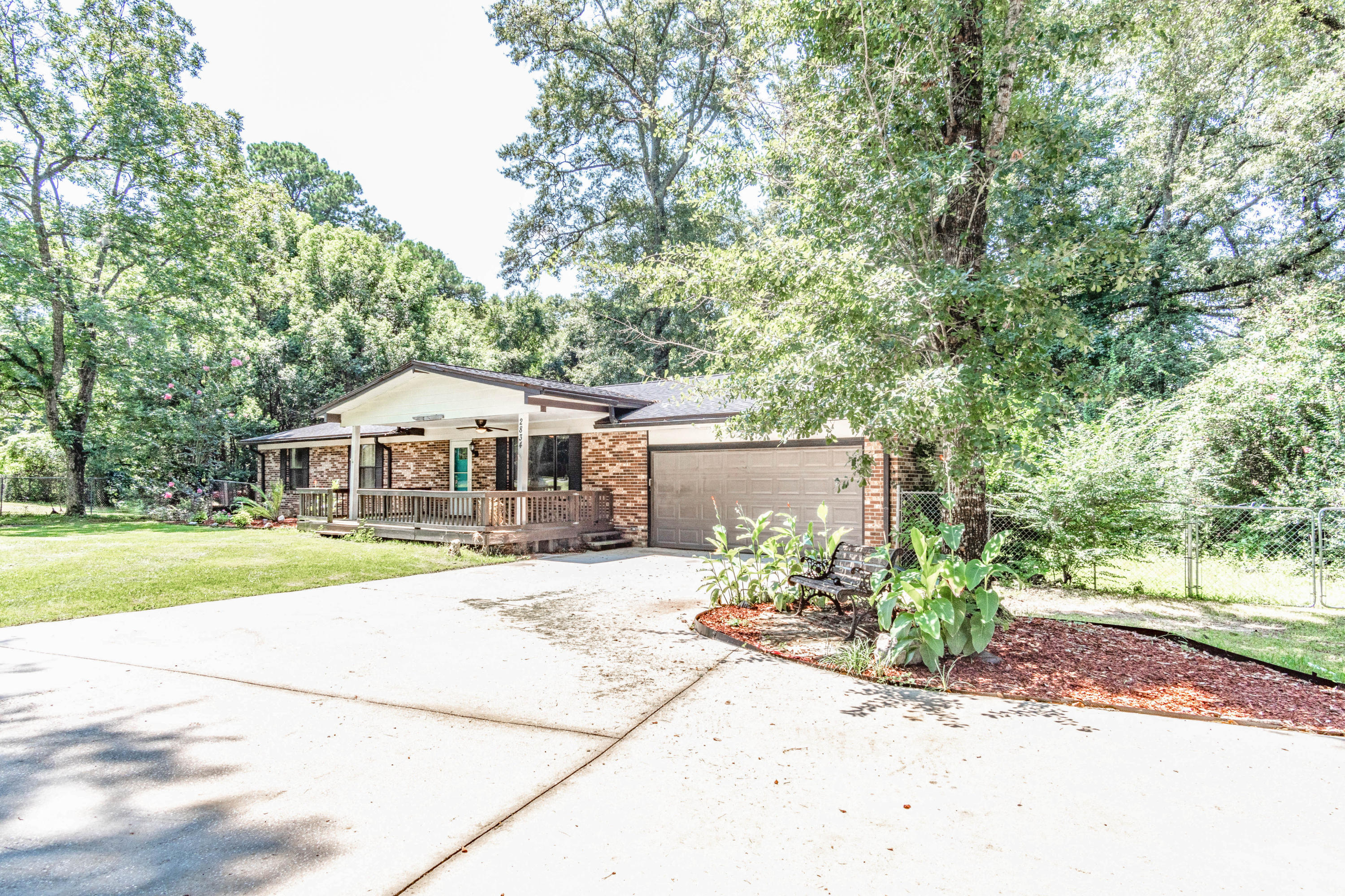 HOLLY HILLS - Residential