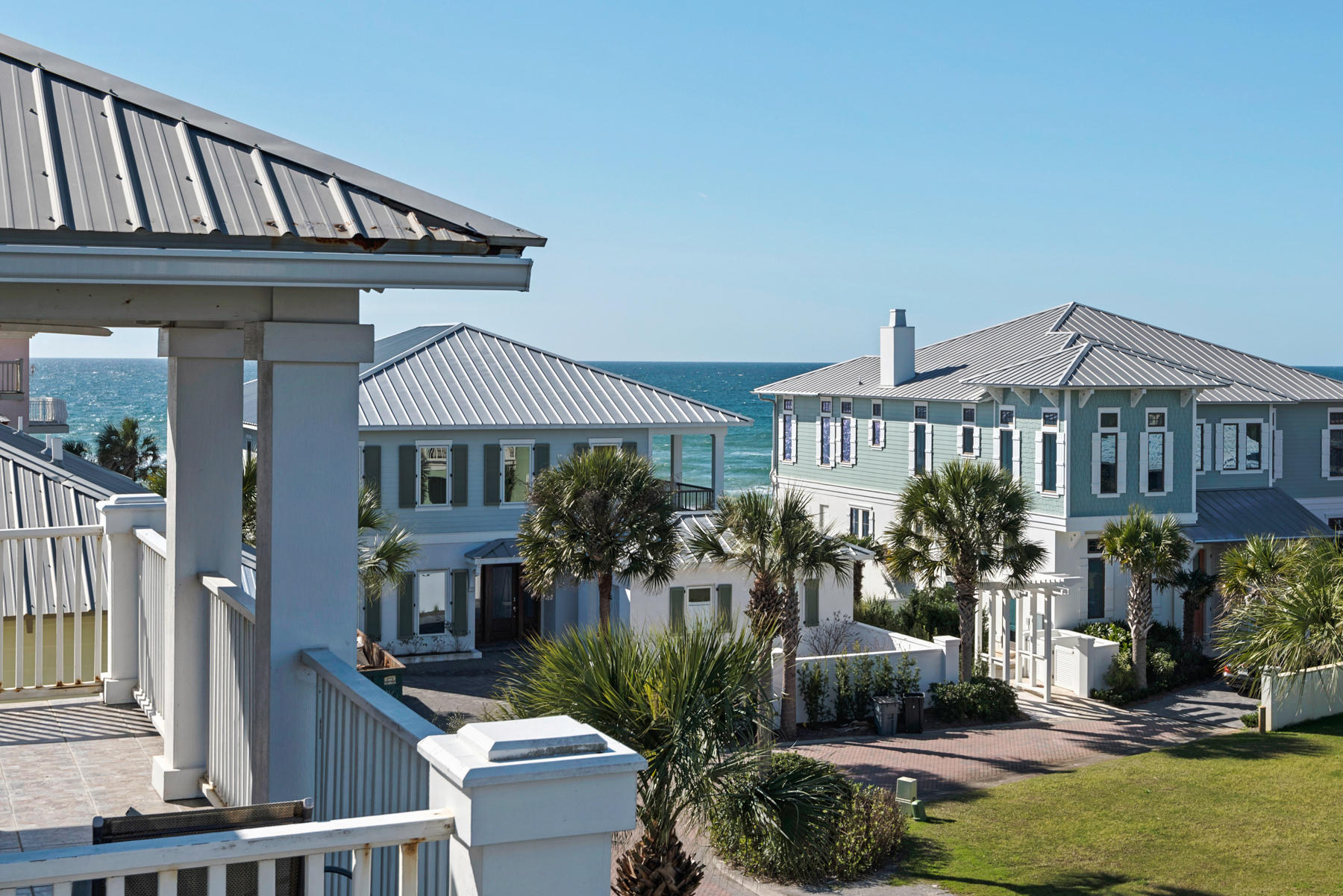 SUMMER'S EDGE - Residential