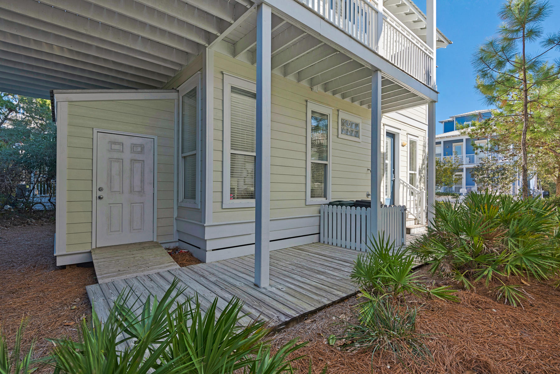 SUMMER'S EDGE - Residential
