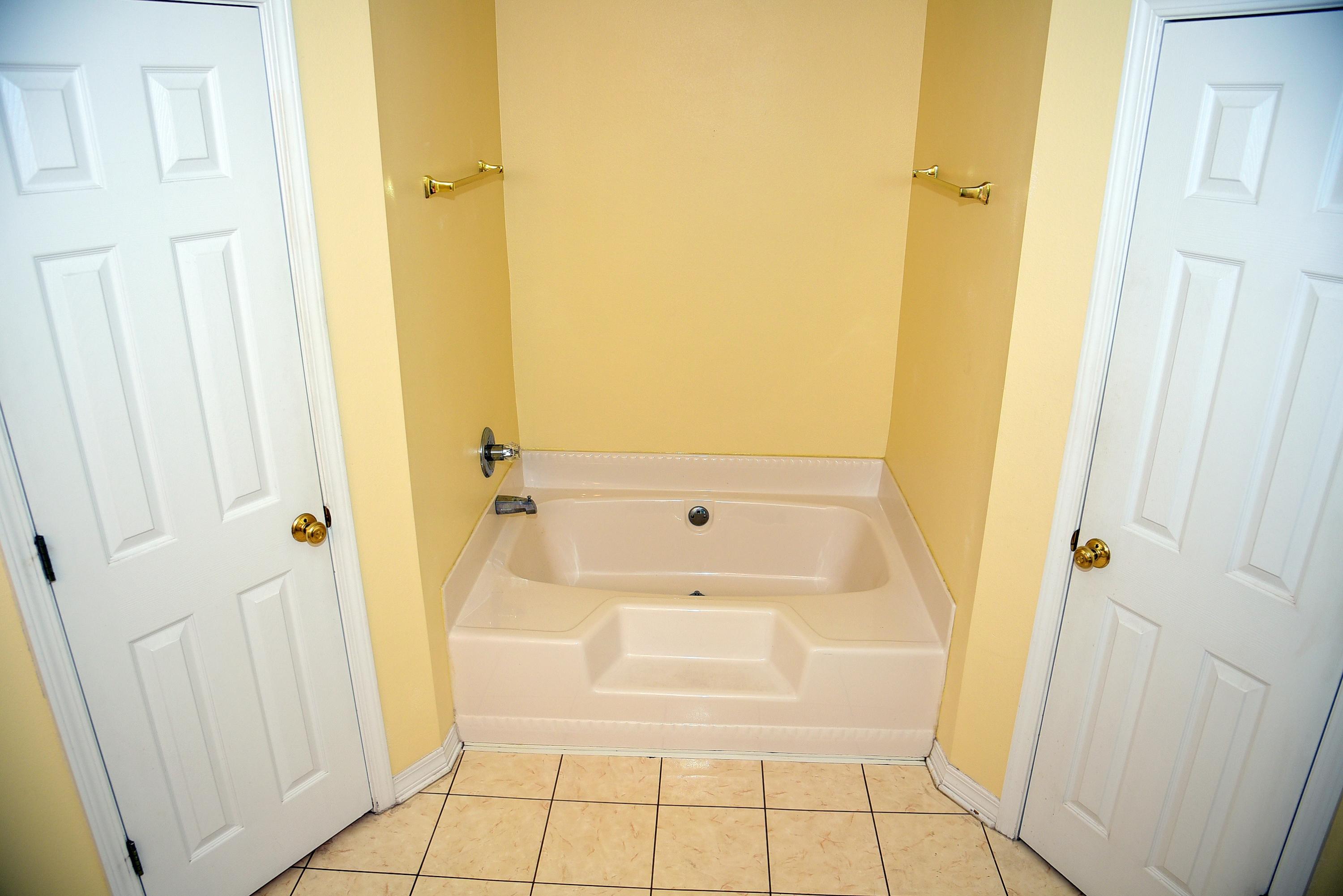 MAGNOLIA PLANTATION AT BLUEWATER BAY - Residential Lease