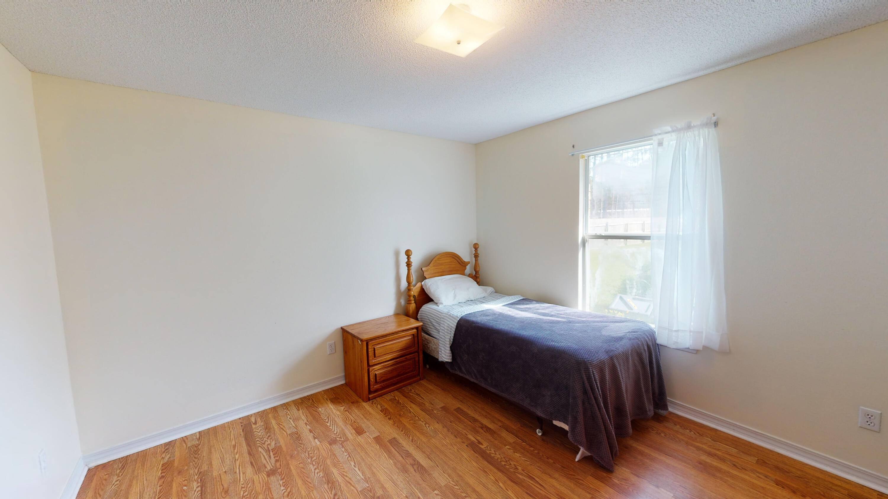 HOLLEY BY THE SEA - Residential