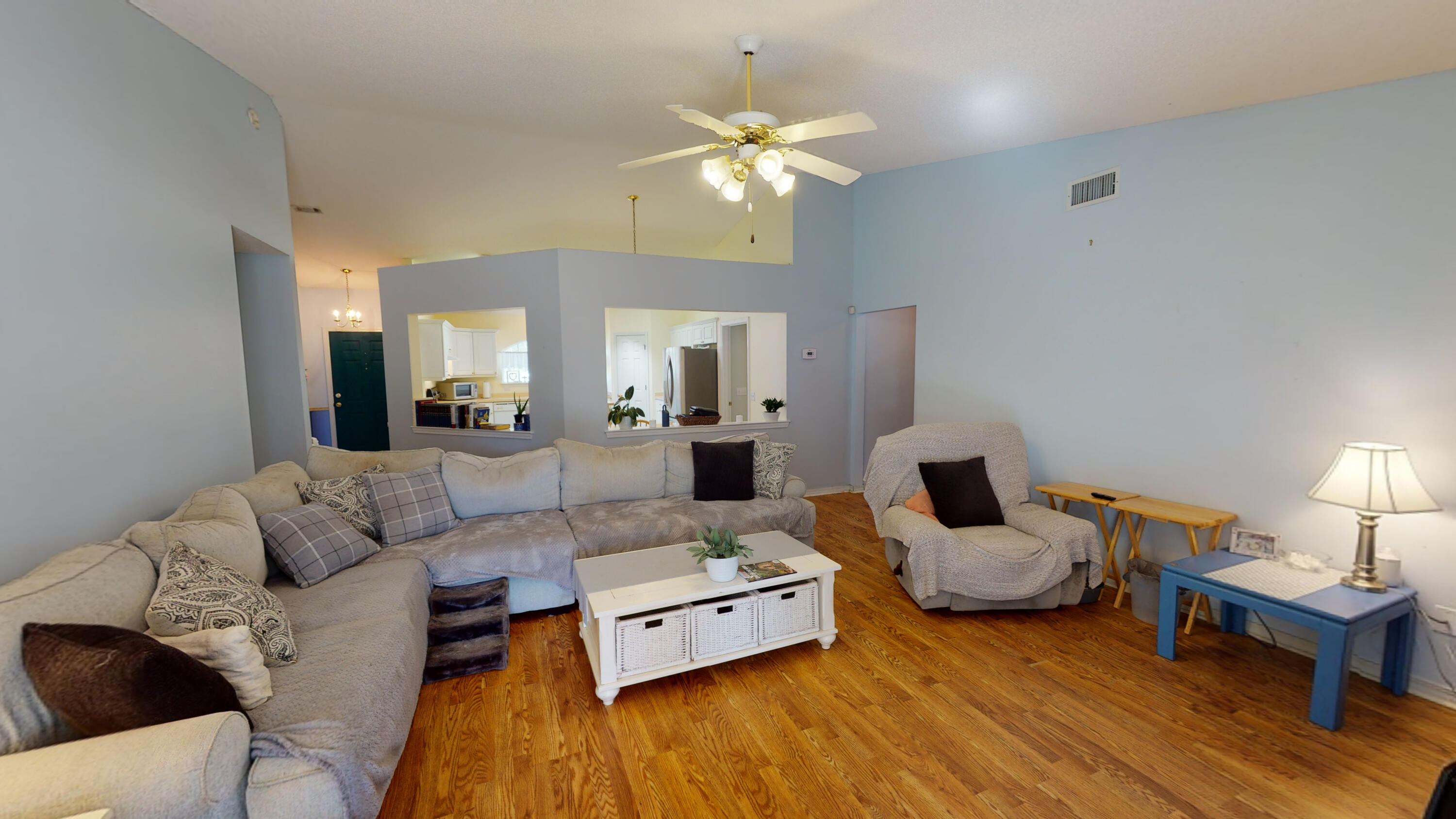 HOLLEY BY THE SEA - Residential