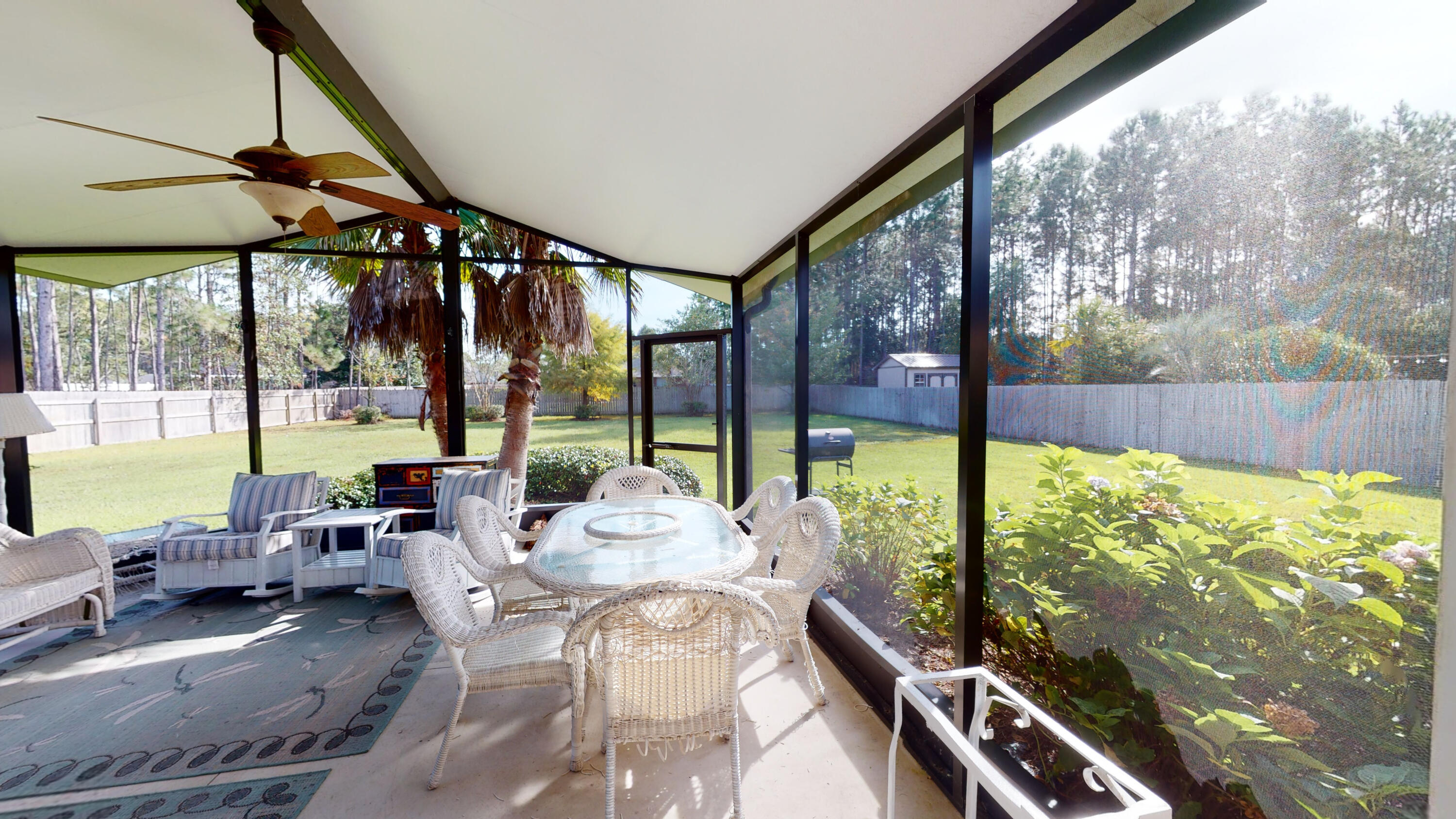 HOLLEY BY THE SEA - Residential