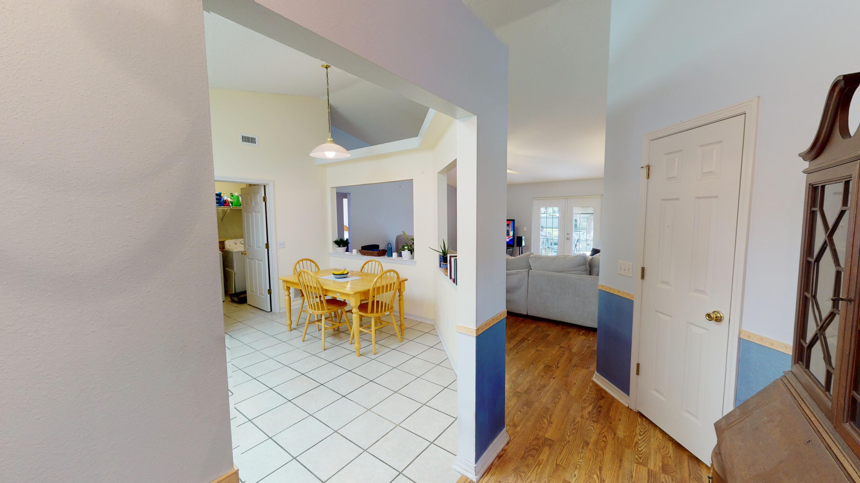 HOLLEY BY THE SEA - Residential