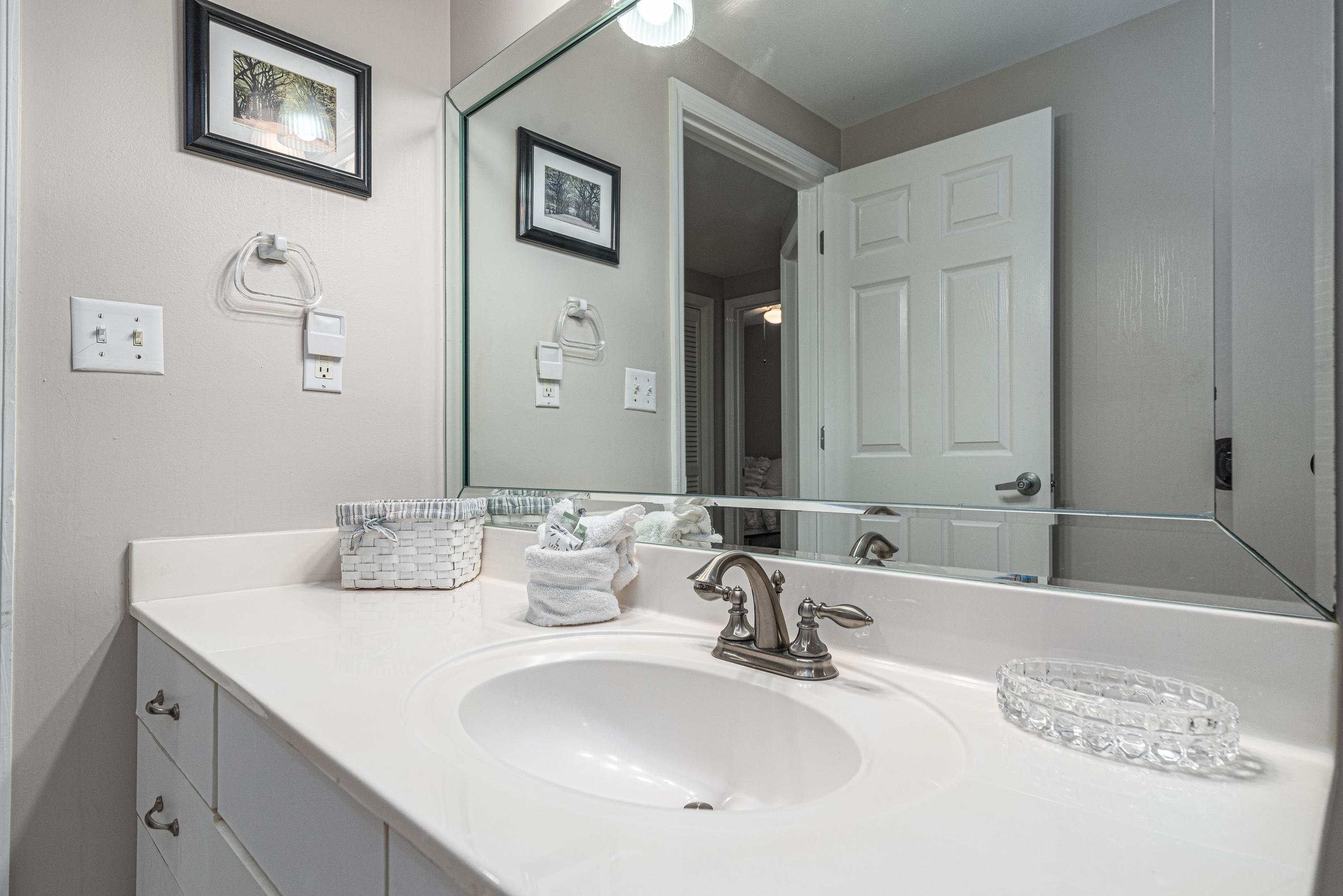 SUMMERCHASE CONDOInn at Crystal Beach - Residential