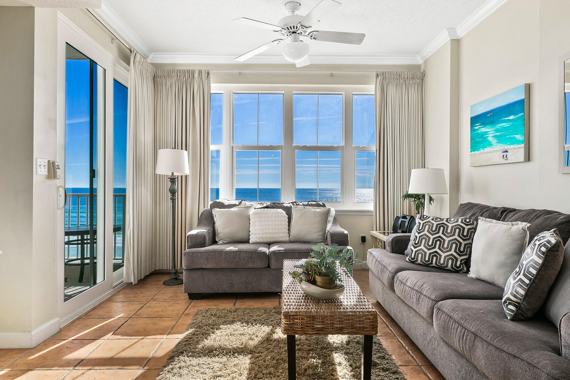 SUMMERCHASE CONDOInn at Crystal Beach - Residential
