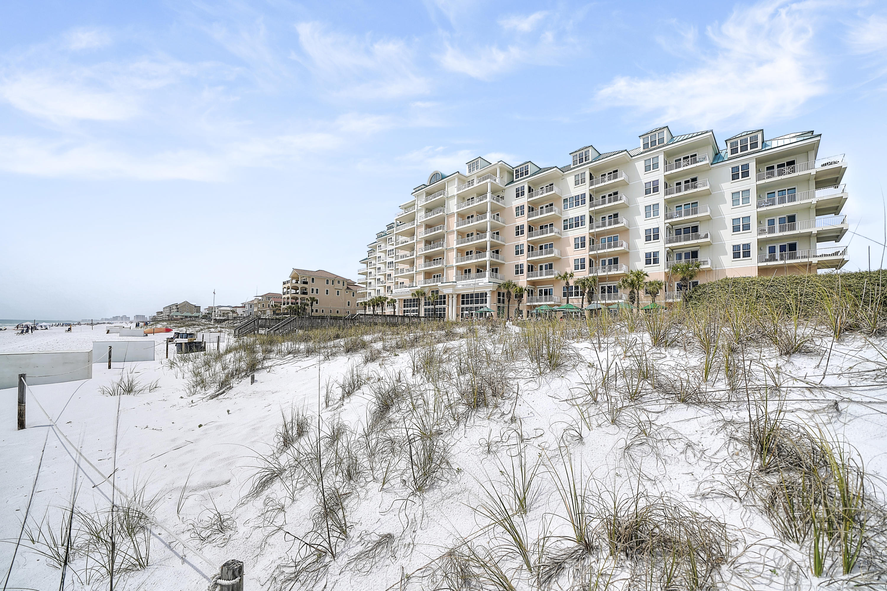SUMMERCHASE CONDOInn at Crystal Beach - Residential