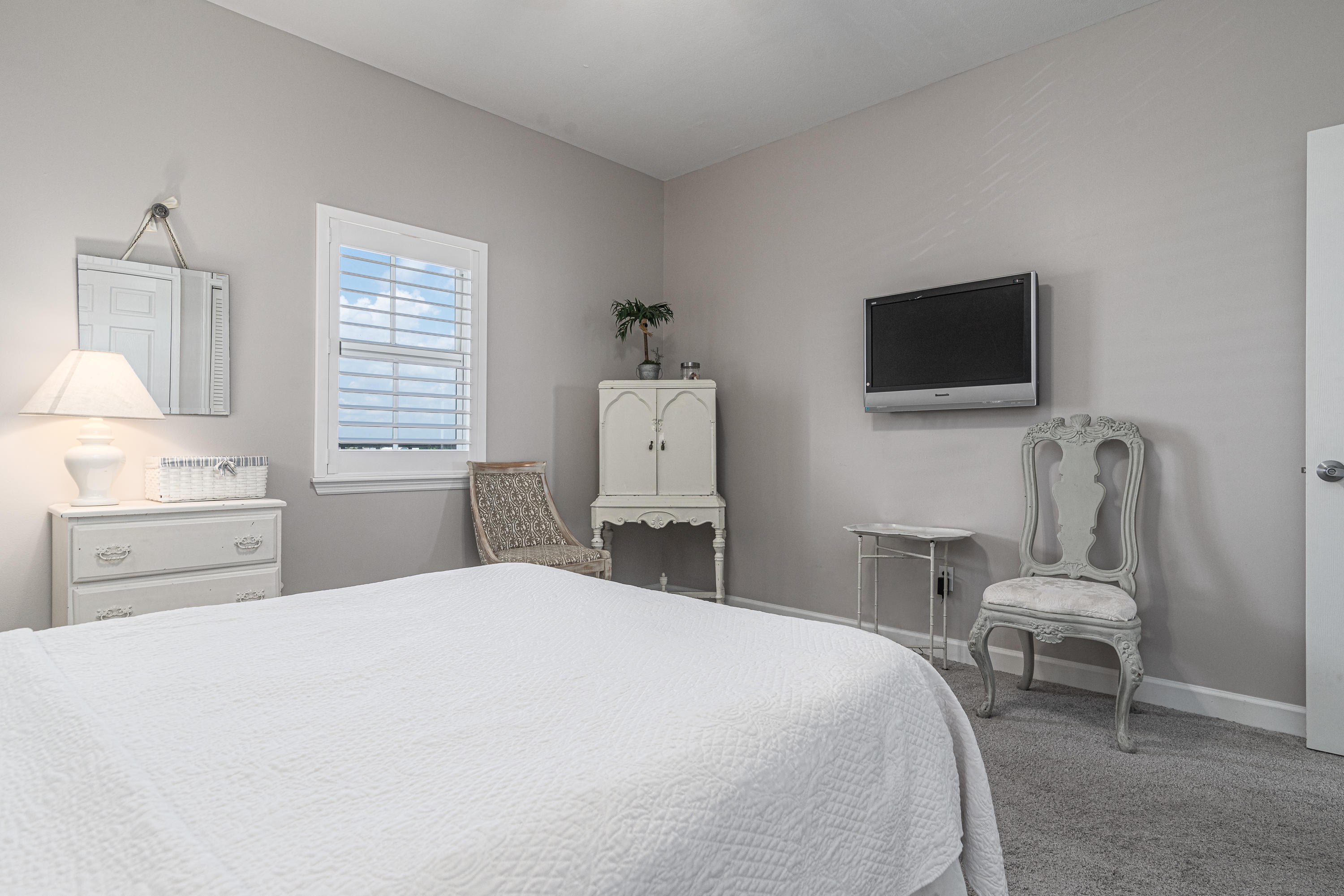 SUMMERCHASE CONDOInn at Crystal Beach - Residential