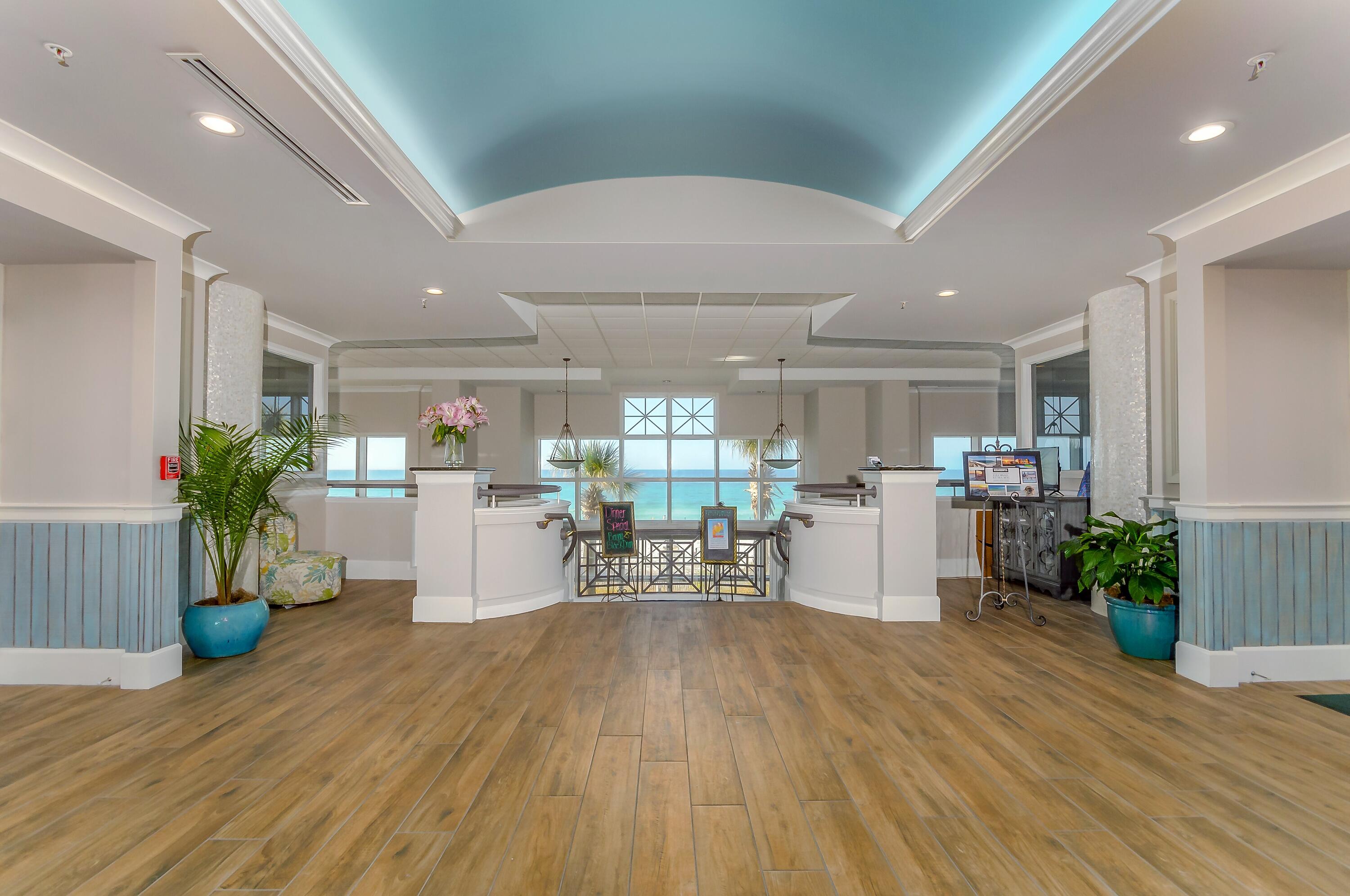 SUMMERCHASE CONDOInn at Crystal Beach - Residential