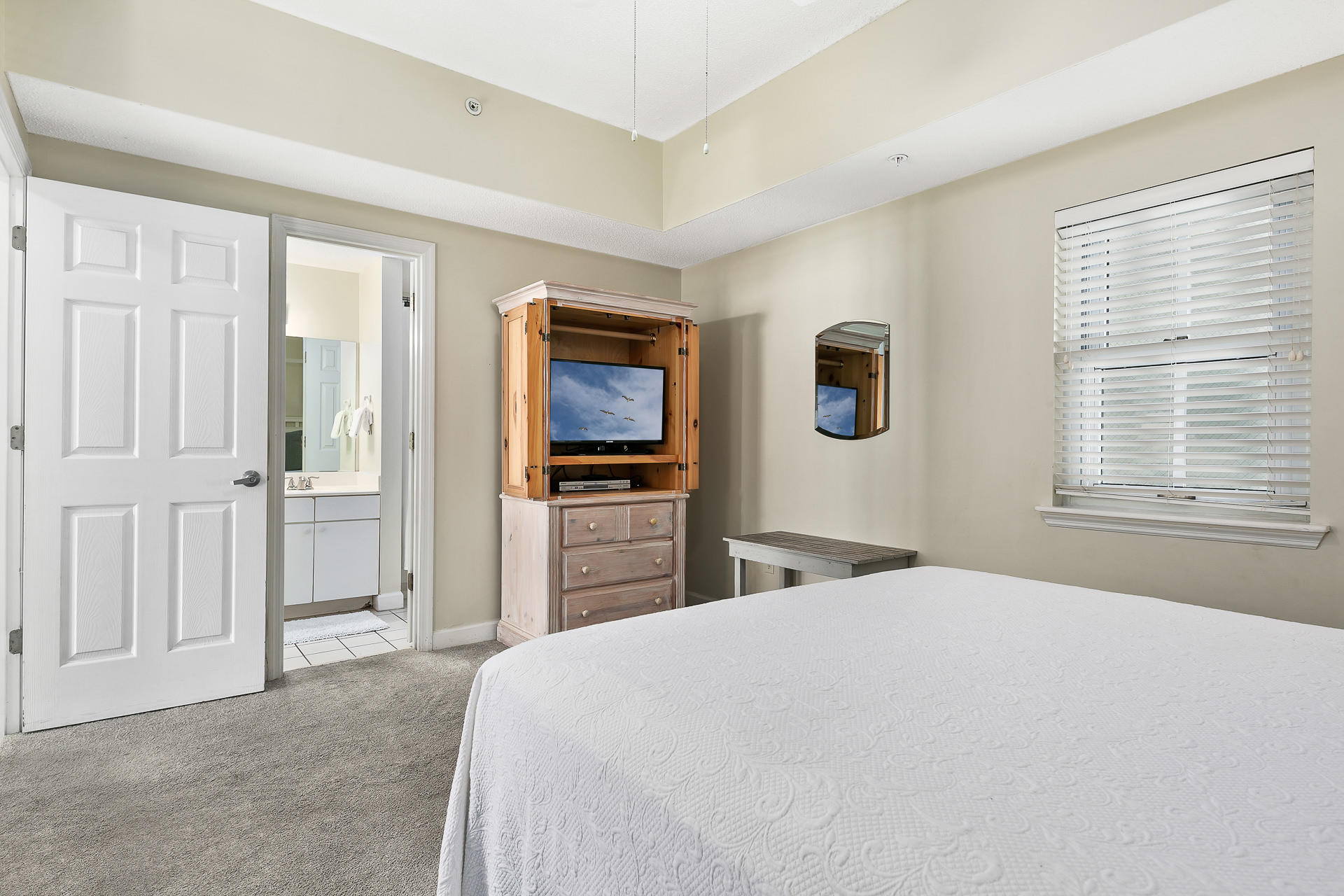 SUMMERCHASE CONDOInn at Crystal Beach - Residential