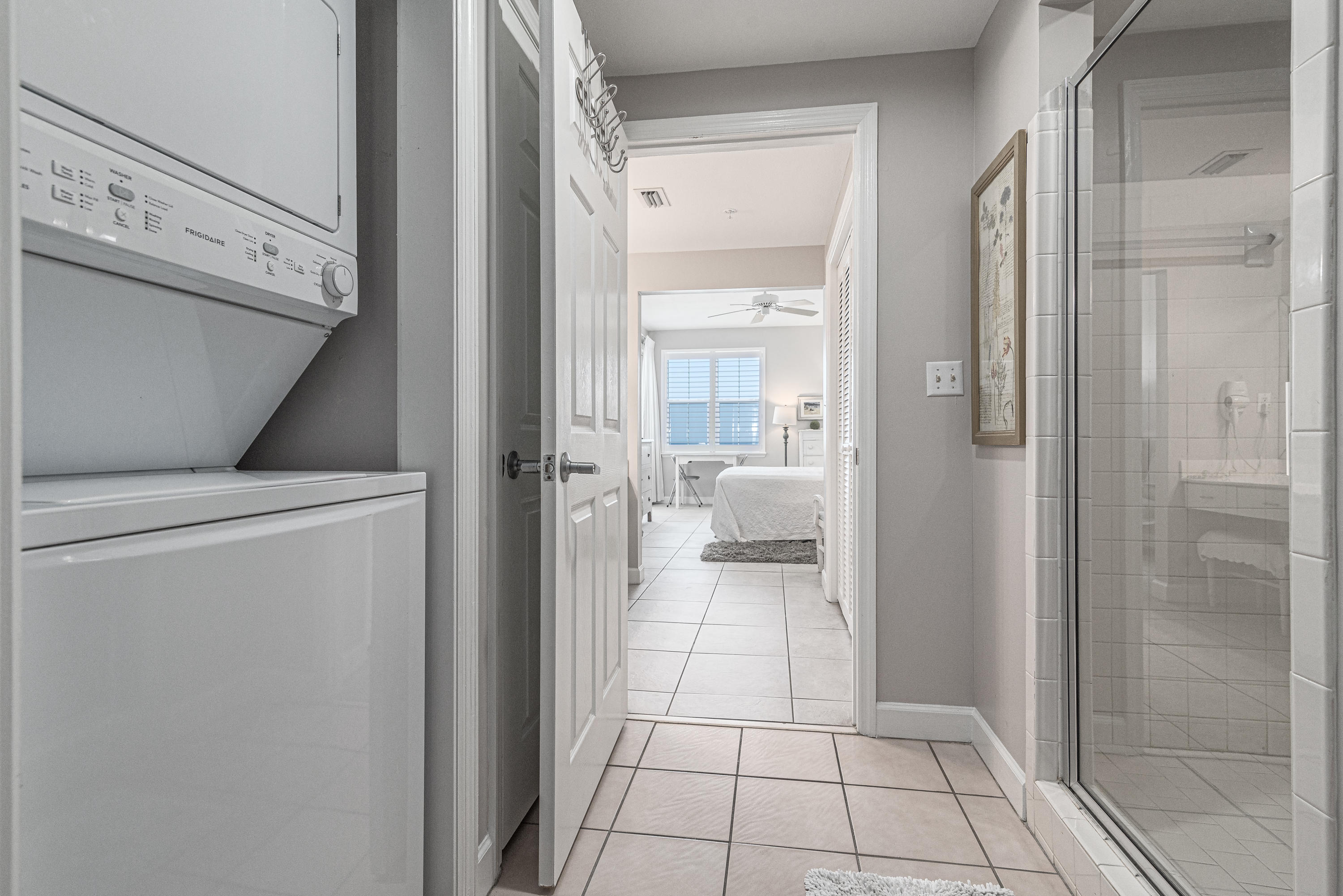 SUMMERCHASE CONDOInn at Crystal Beach - Residential
