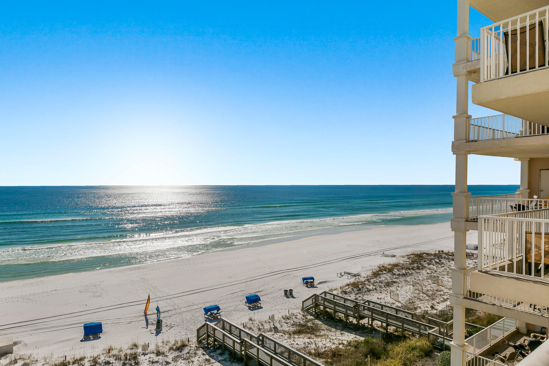 SUMMERCHASE CONDOInn at Crystal Beach - Residential