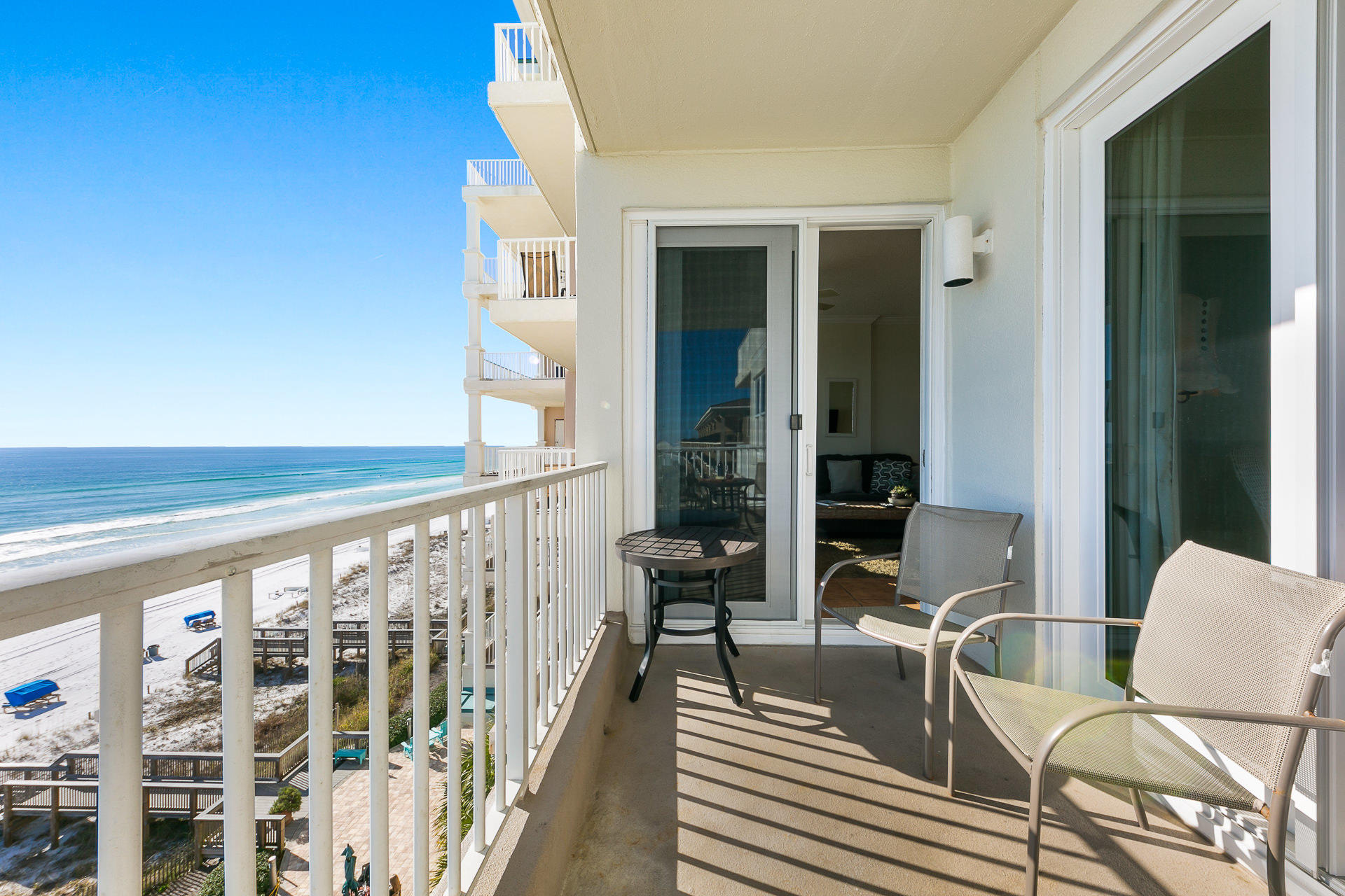 SUMMERCHASE CONDOInn at Crystal Beach - Residential