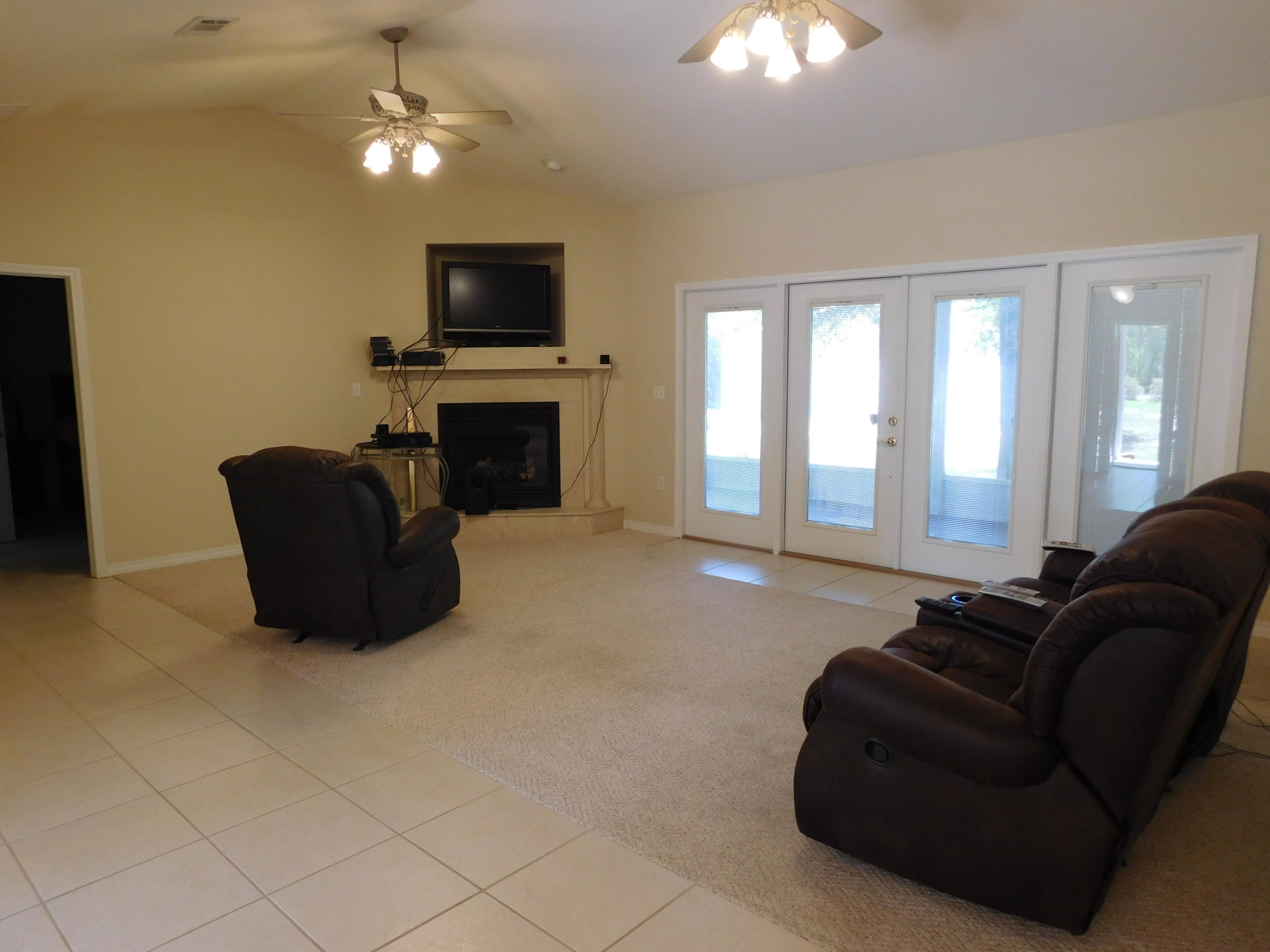 LUCKY G RANCHETTES - Residential