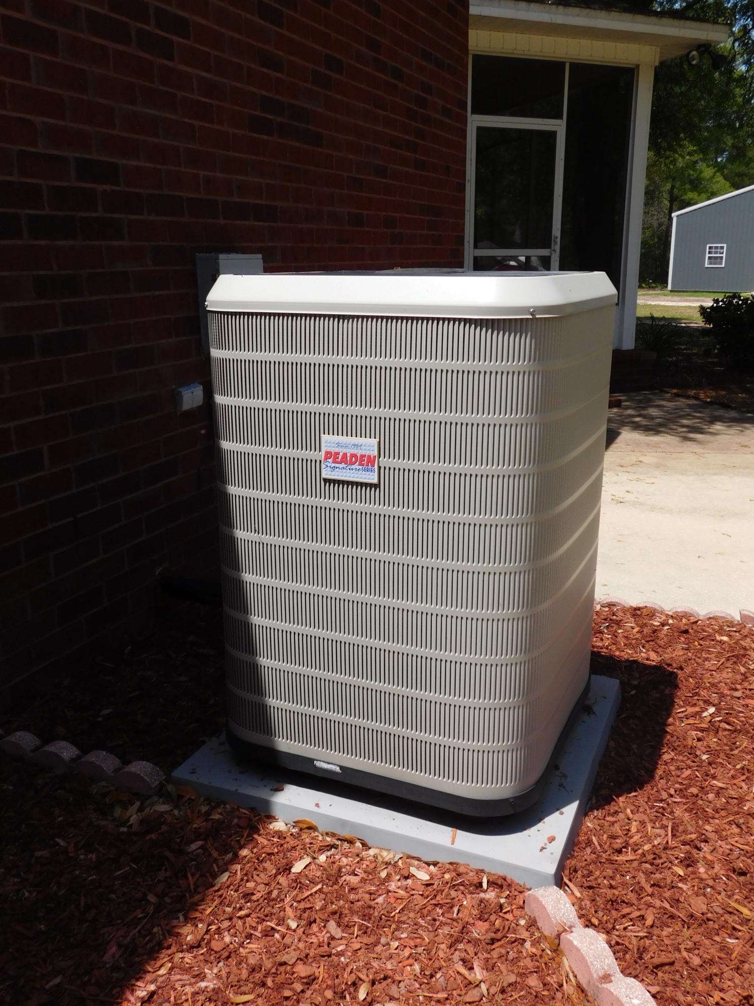 LUCKY G RANCHETTES - Residential