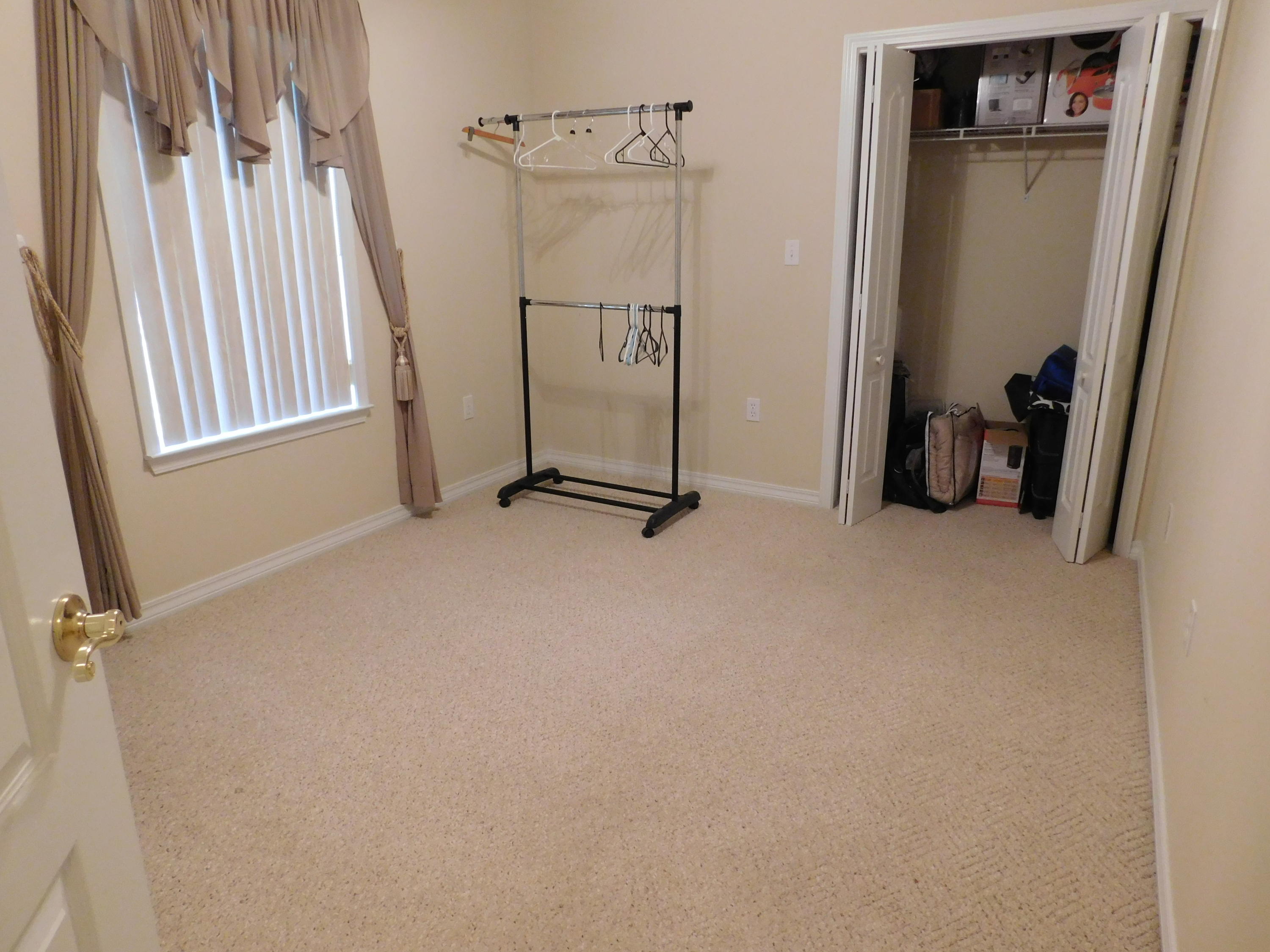 LUCKY G RANCHETTES - Residential