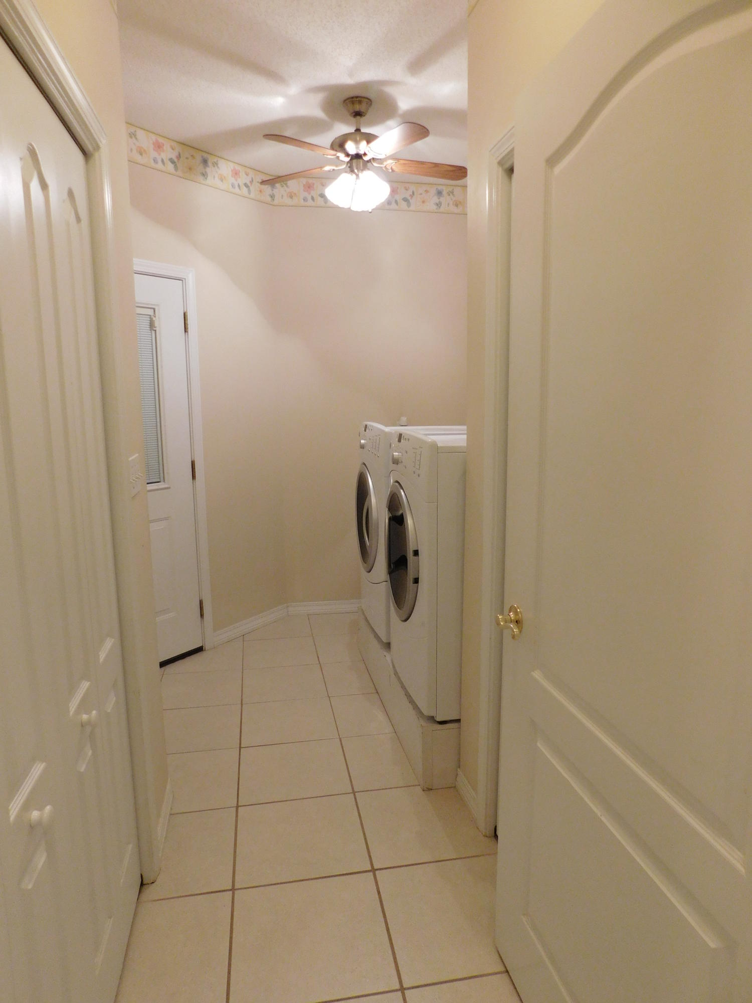 LUCKY G RANCHETTES - Residential