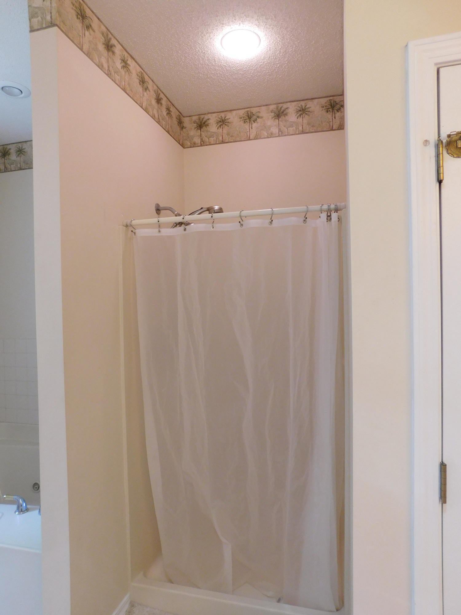 LUCKY G RANCHETTES - Residential