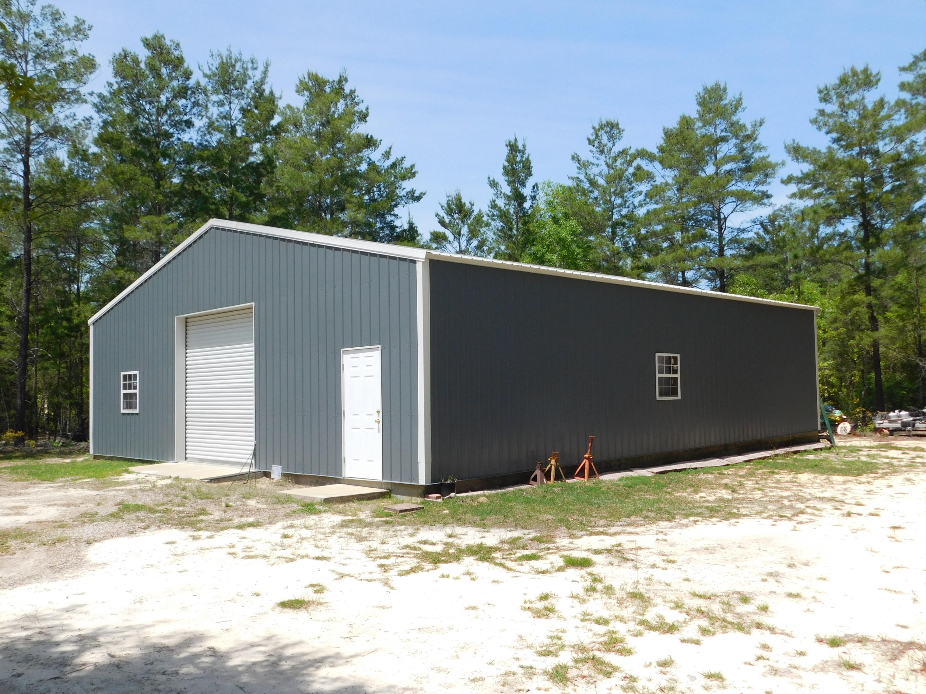 LUCKY G RANCHETTES - Residential