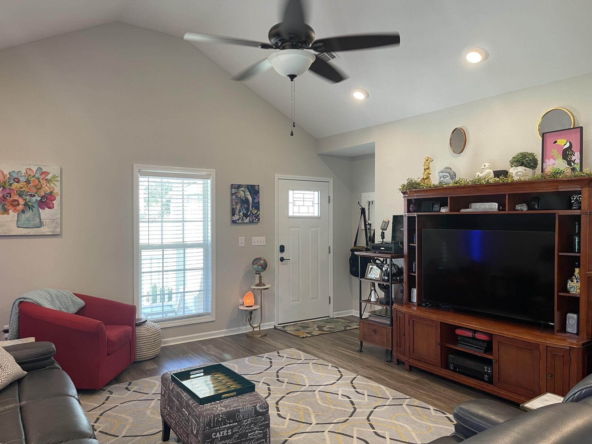 Green Drive - Residential