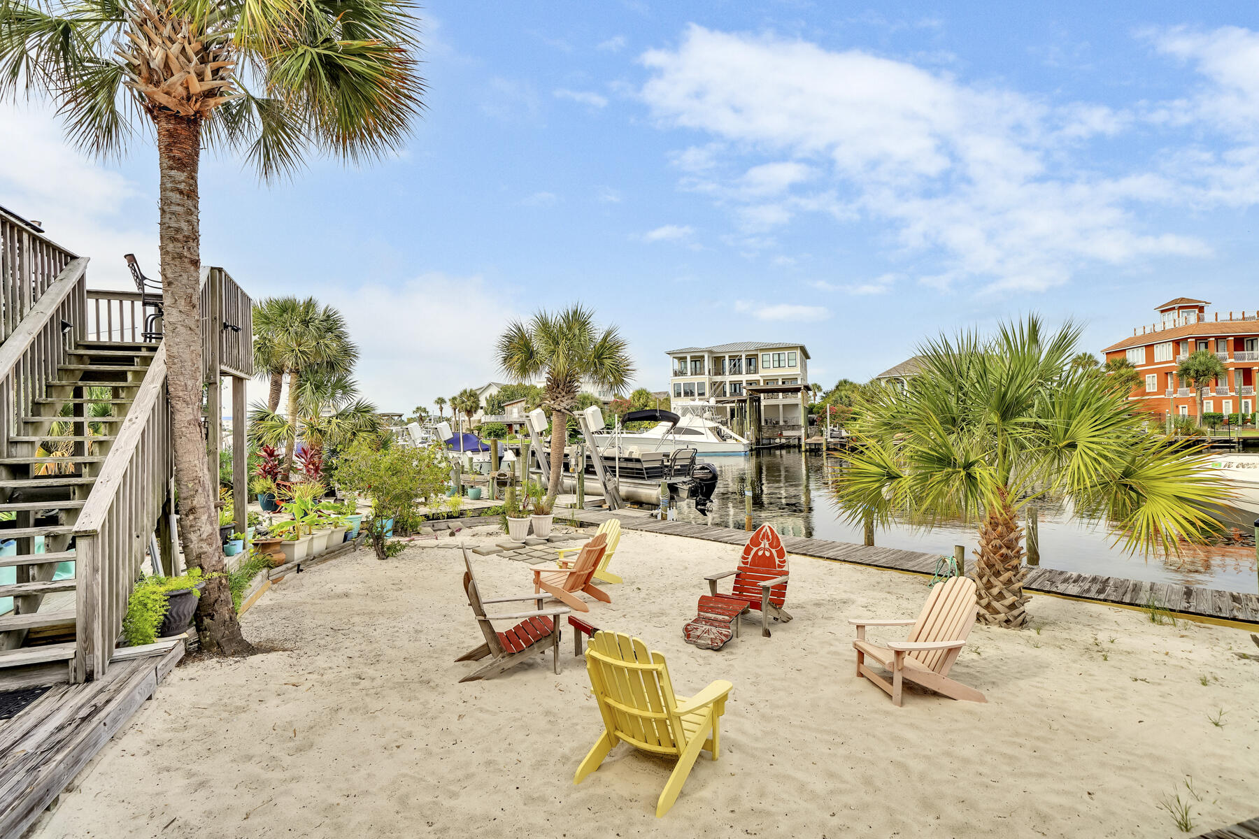 QUAYS PHASE I - Residential