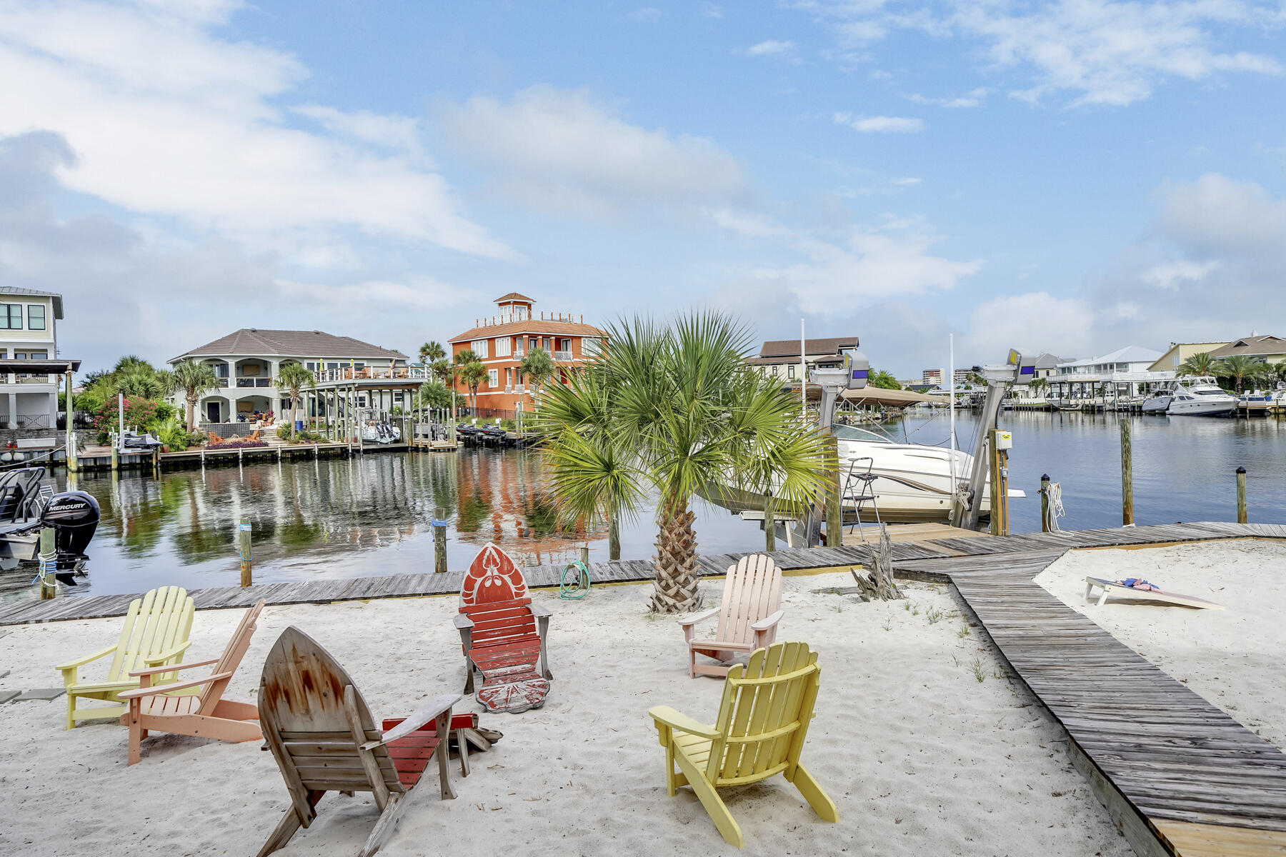 QUAYS PHASE I - Residential