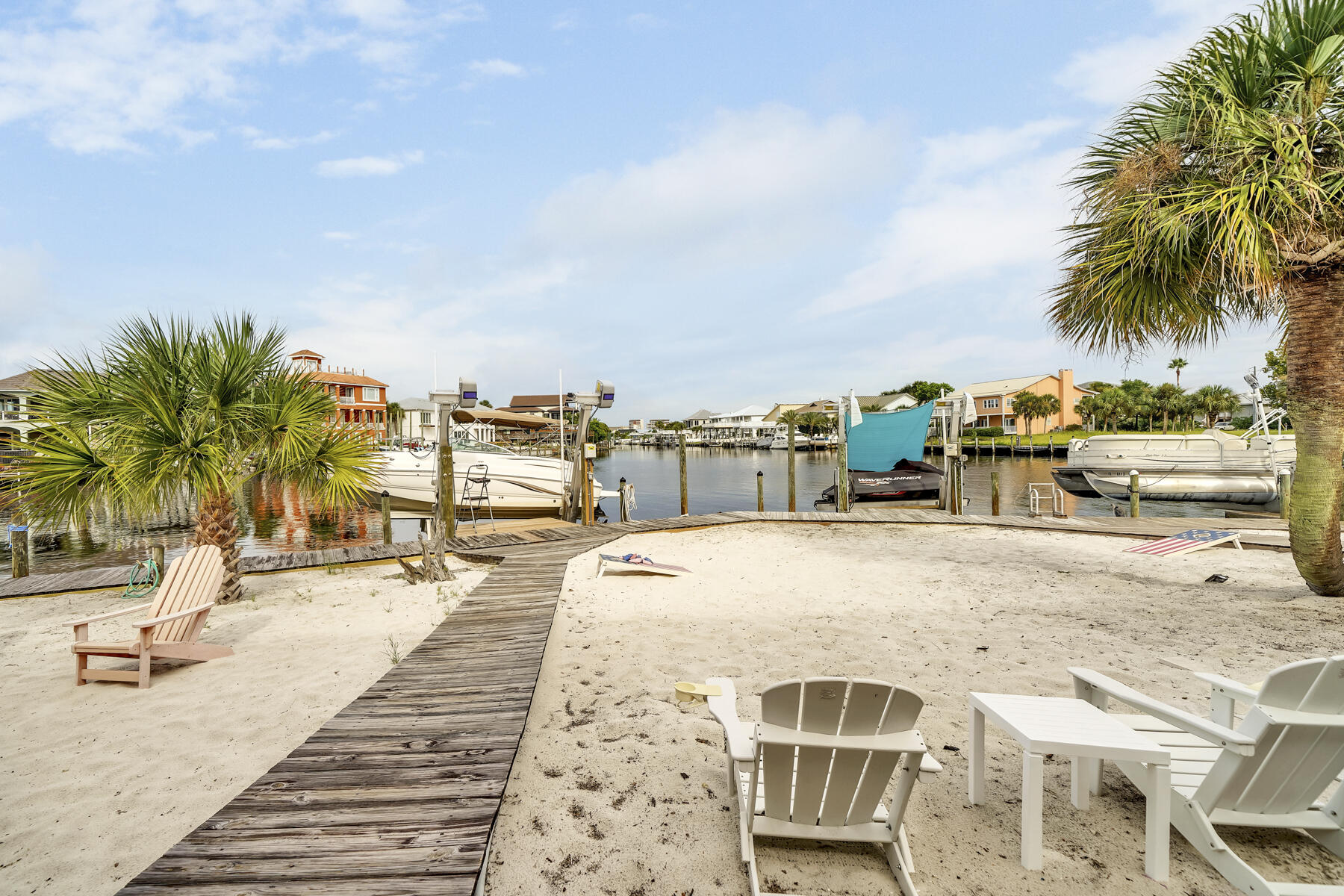 QUAYS PHASE I - Residential