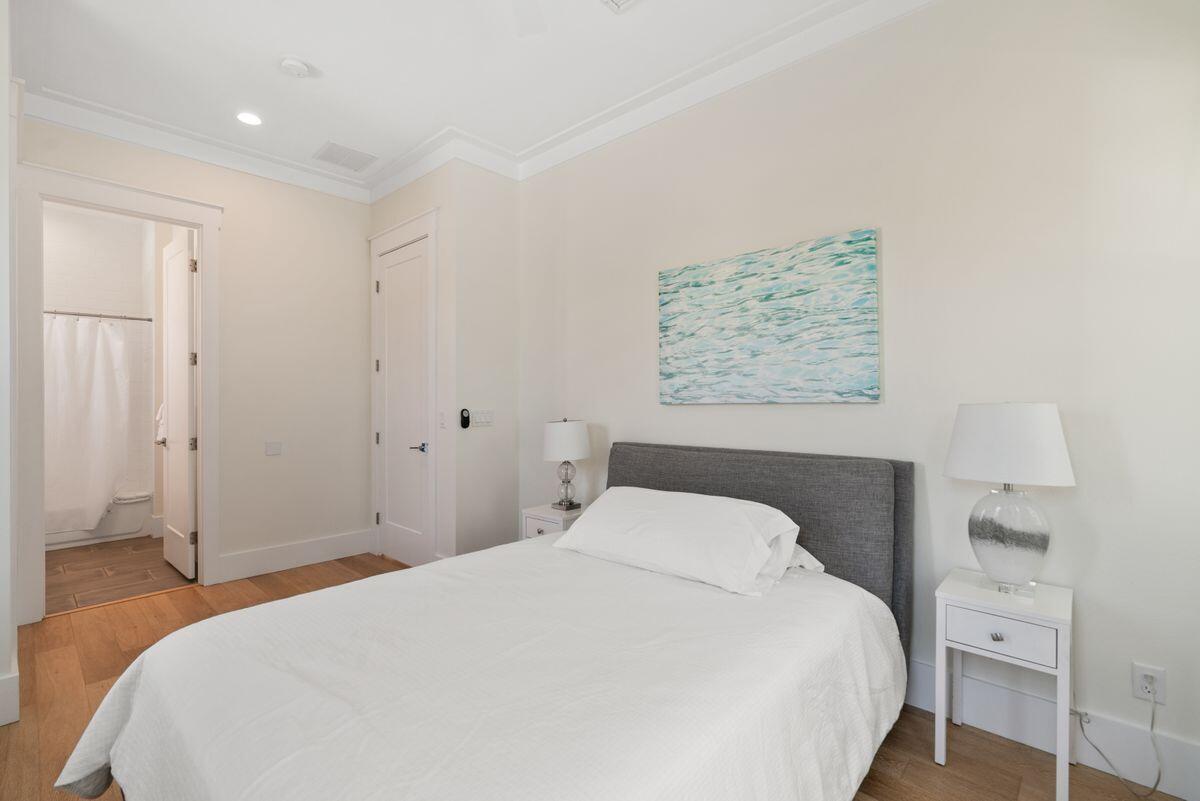 CRYSTAL BEACH - Residential