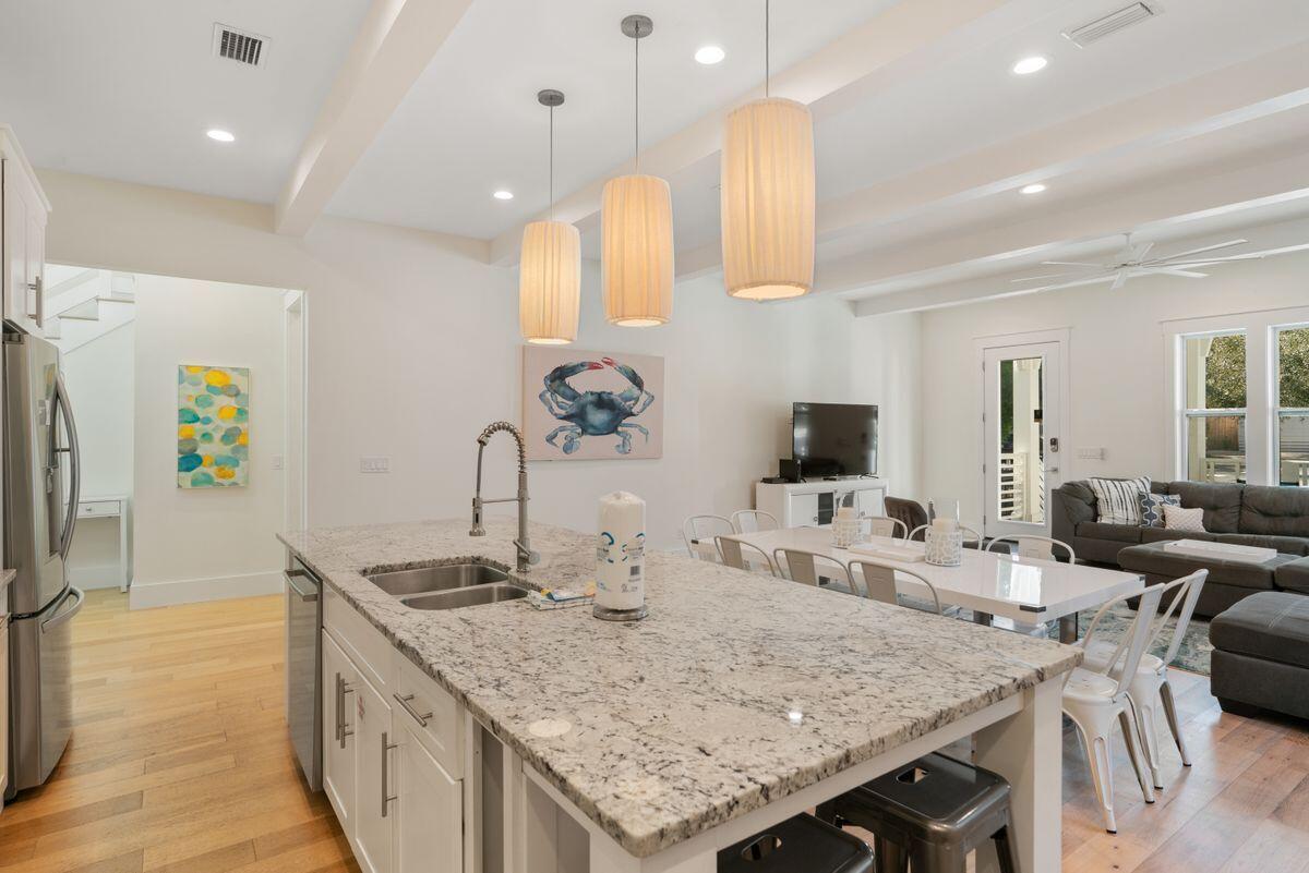 CRYSTAL BEACH - Residential