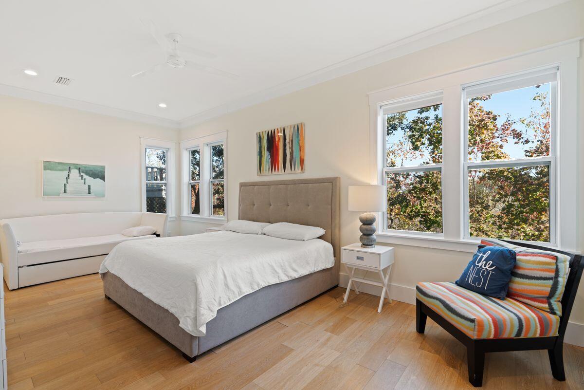 CRYSTAL BEACH - Residential