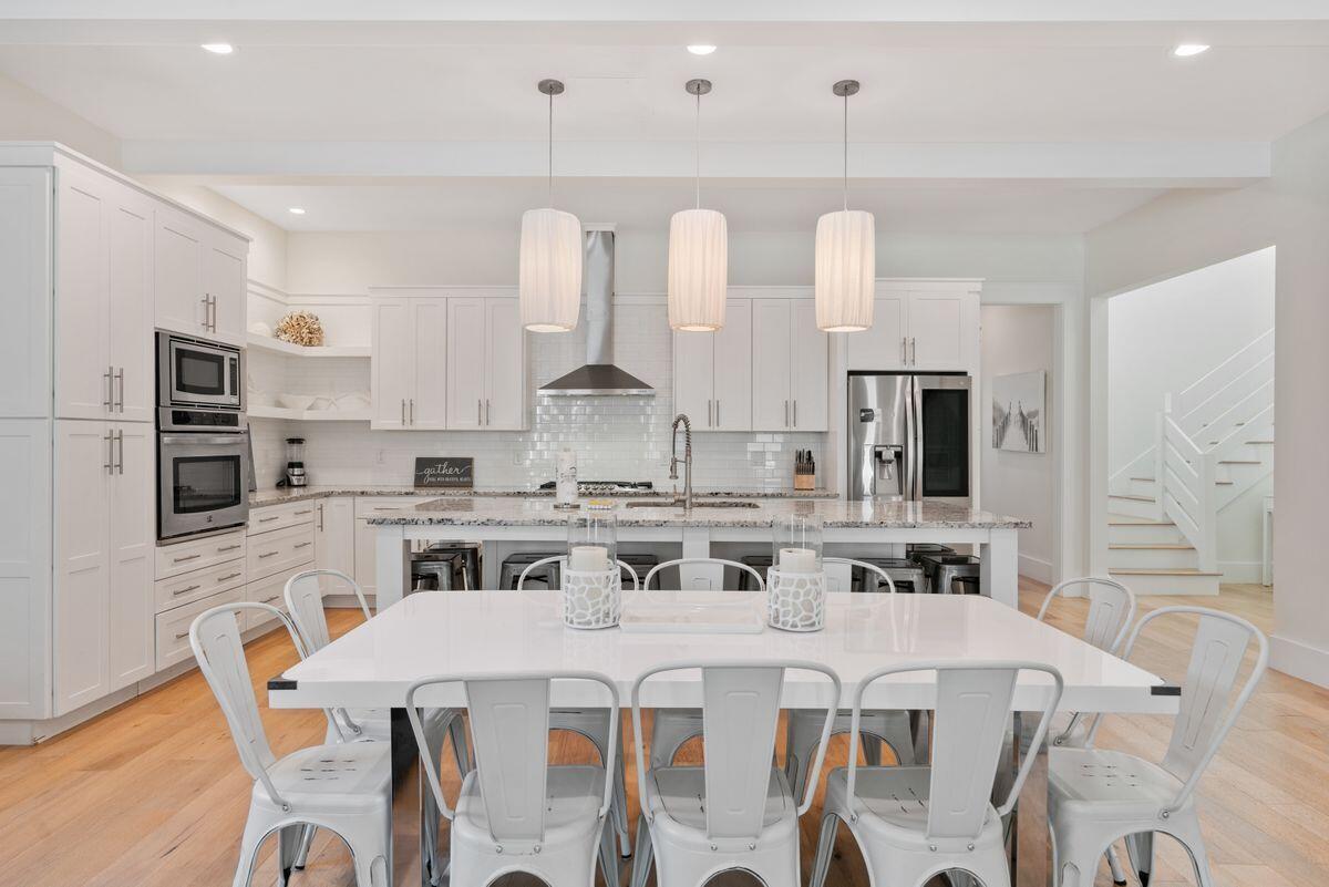 CRYSTAL BEACH - Residential