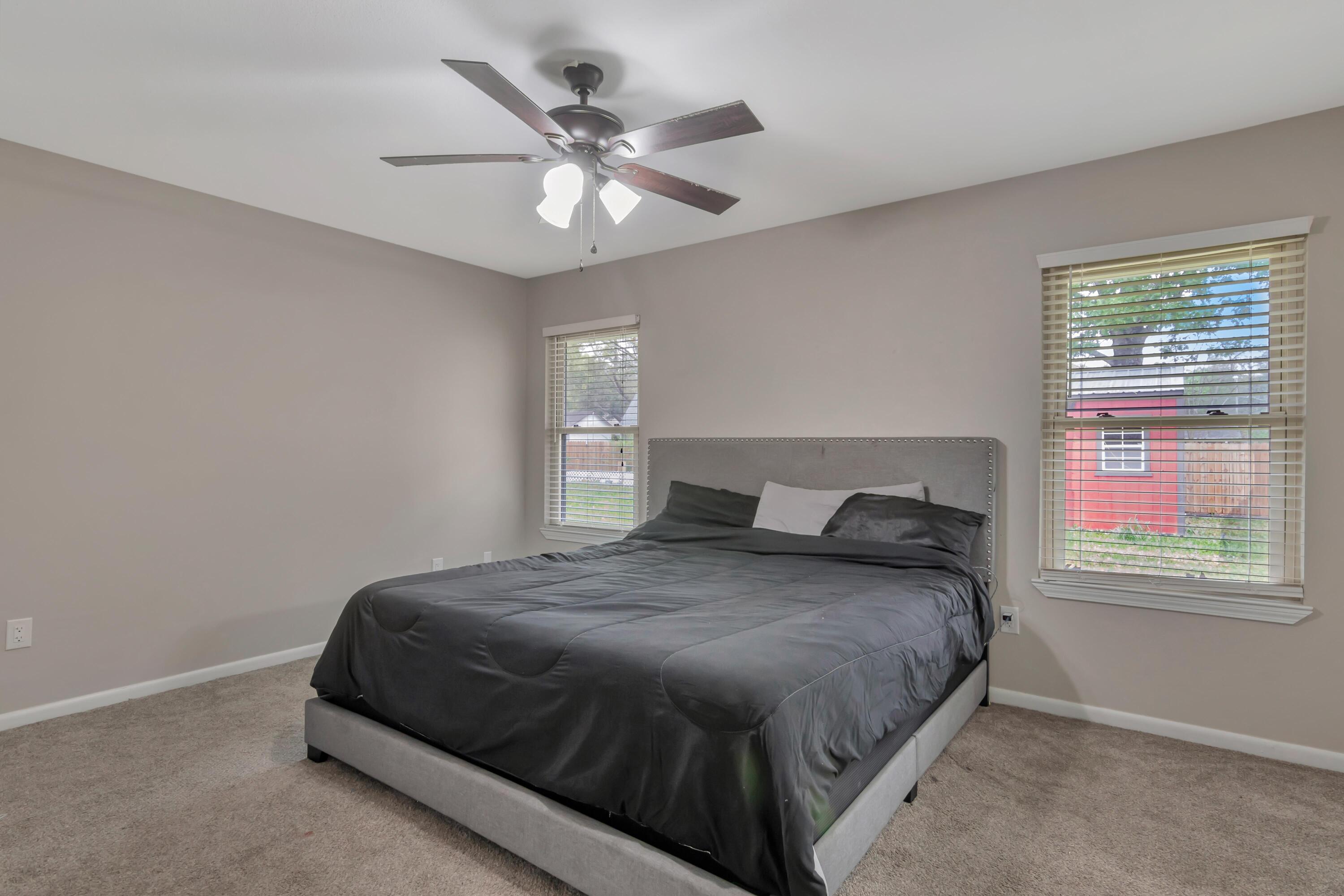 NICEVILLE (222200.00) - Residential