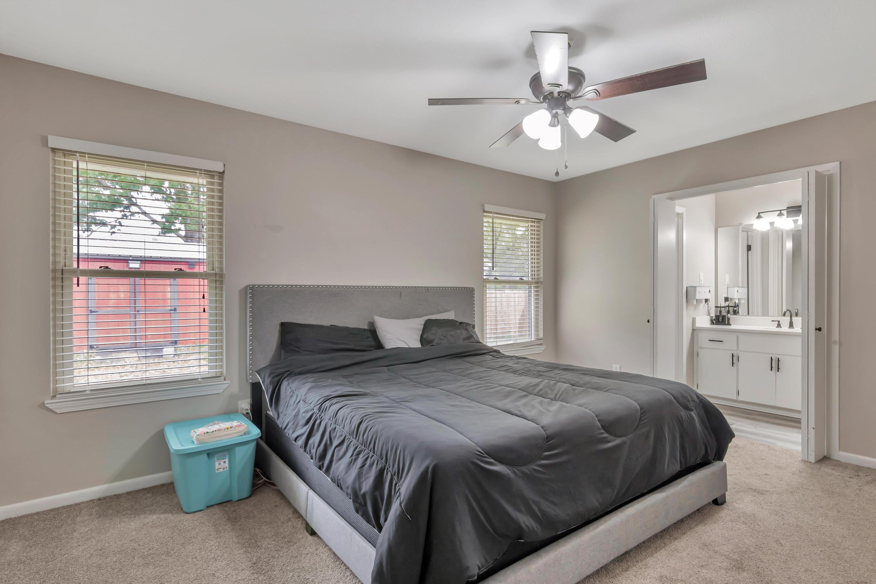 NICEVILLE (222200.00) - Residential